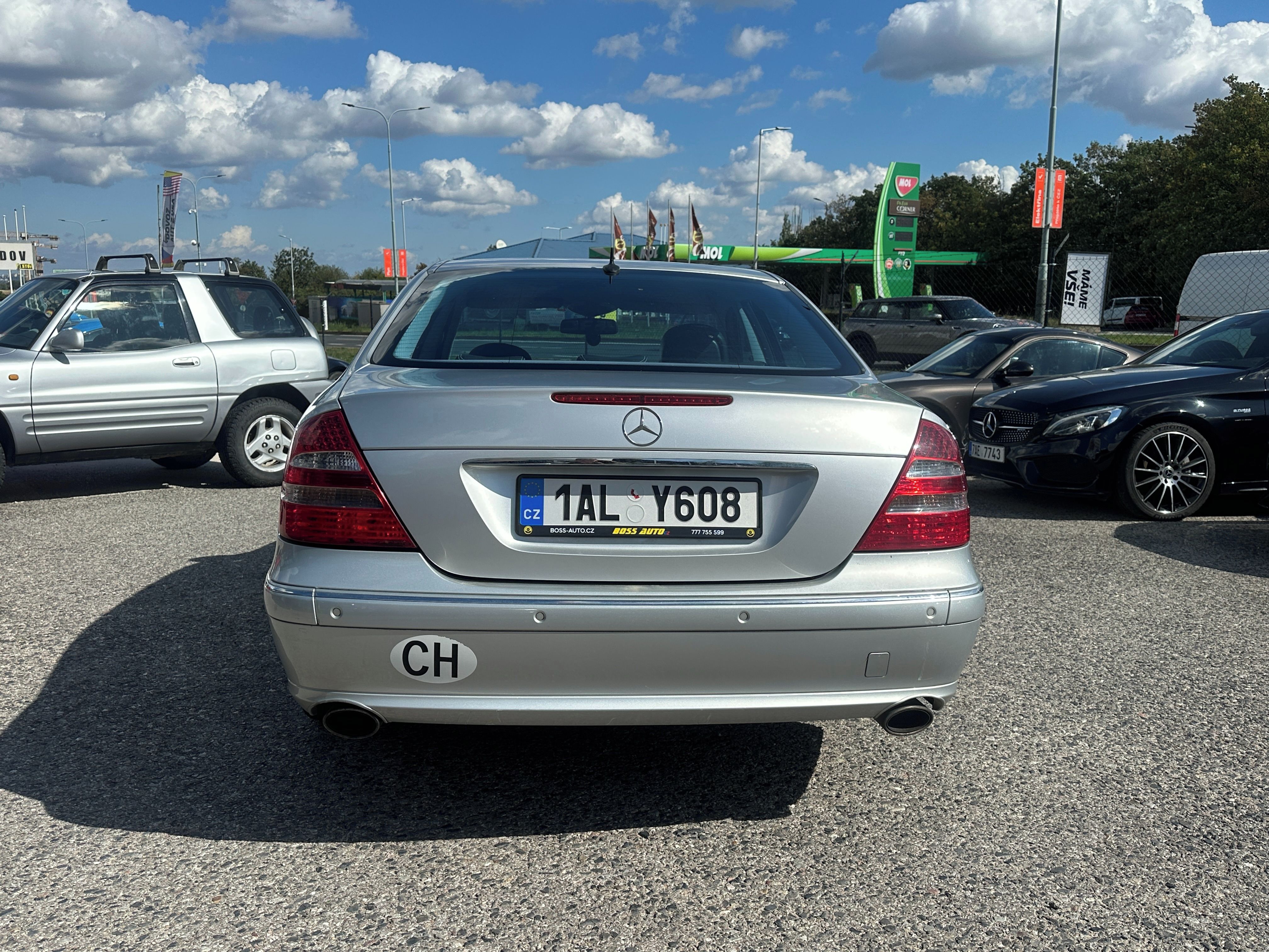 Mercedes-Benz Třídy E, Mercedes-Benz E 280 2006 - fotka 6