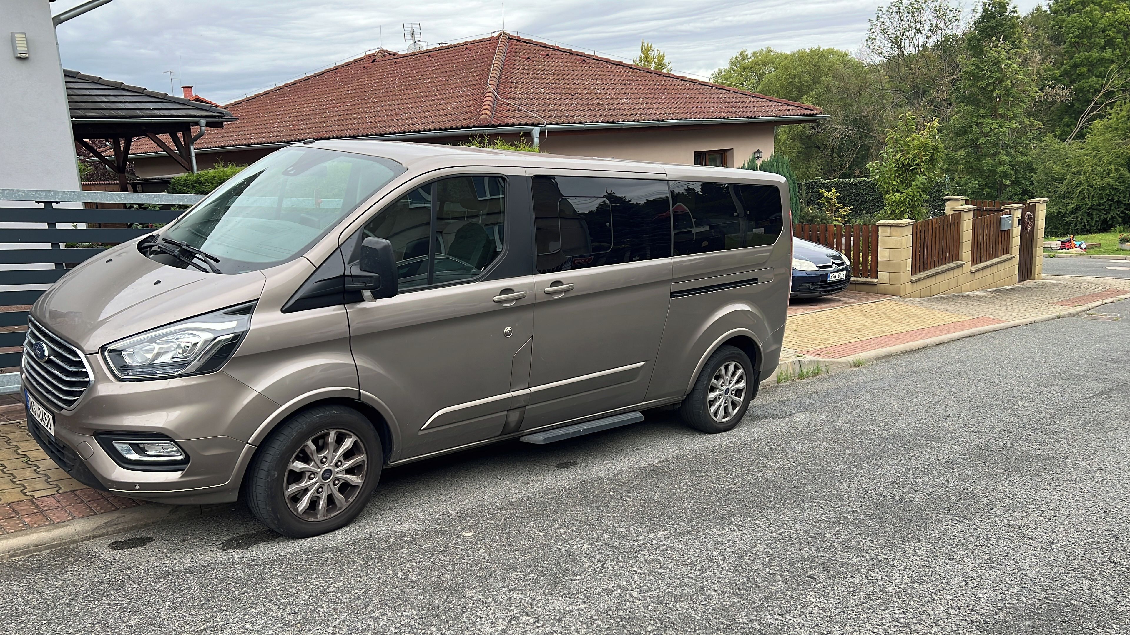 Ford Tourneo Custom, Ford Turneo Custom - 130tis KM - fotka 5