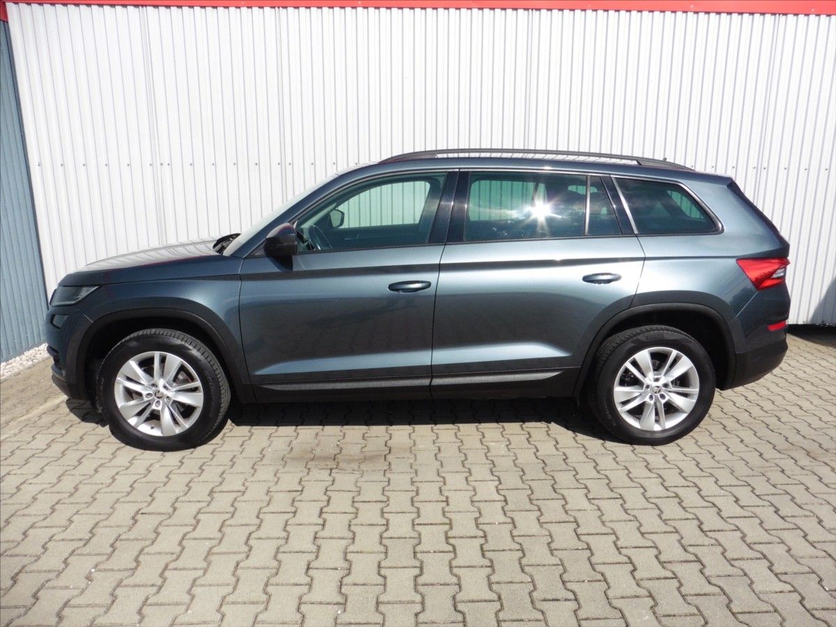 Škoda Kodiaq, 2.0 TDi Style 4x4 DSG 7.míst!! - fotka 6