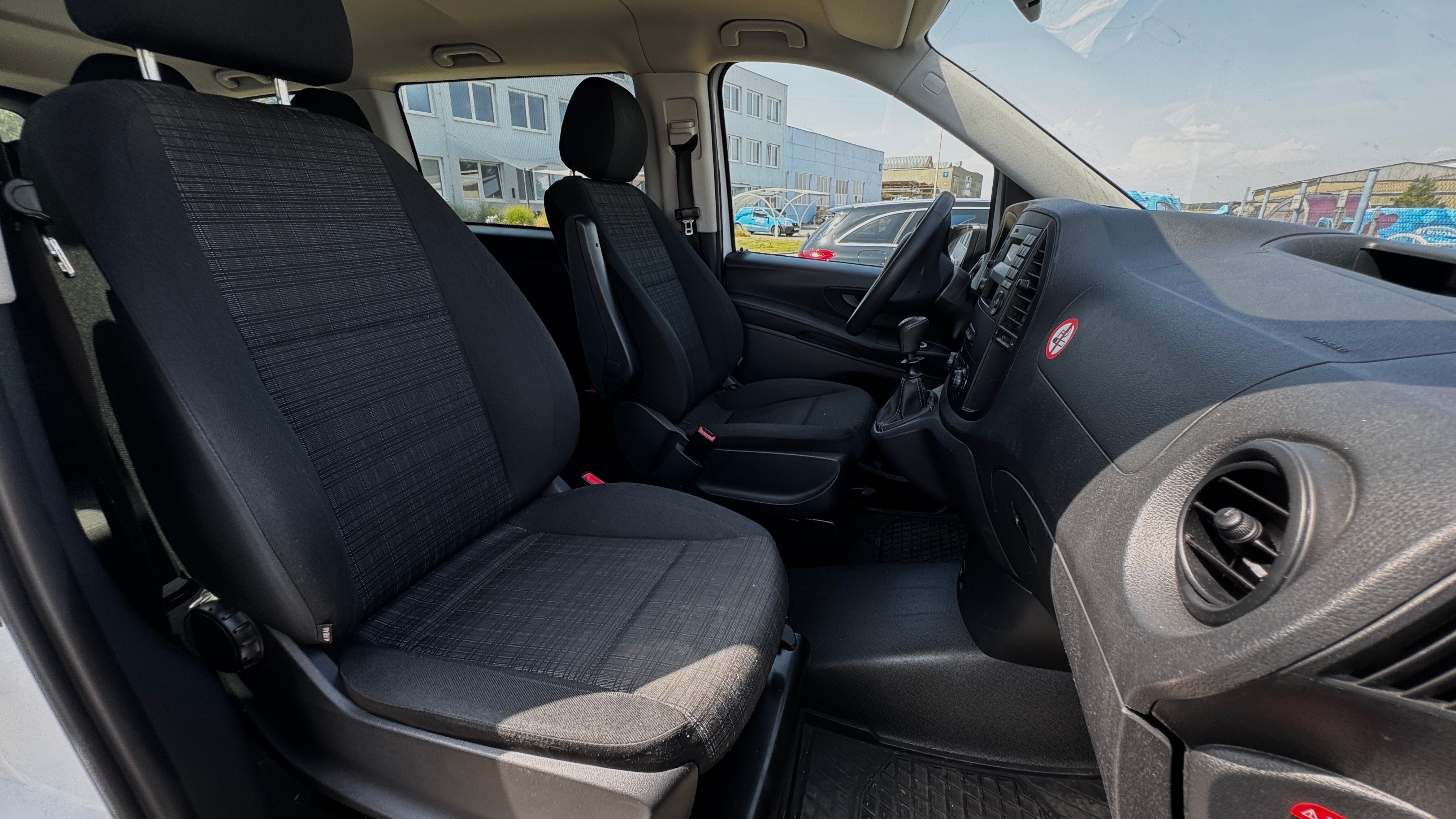 Mercedes-Benz Vito, Tourer, 8 MÍST, TAŽNÉ - fotka 5