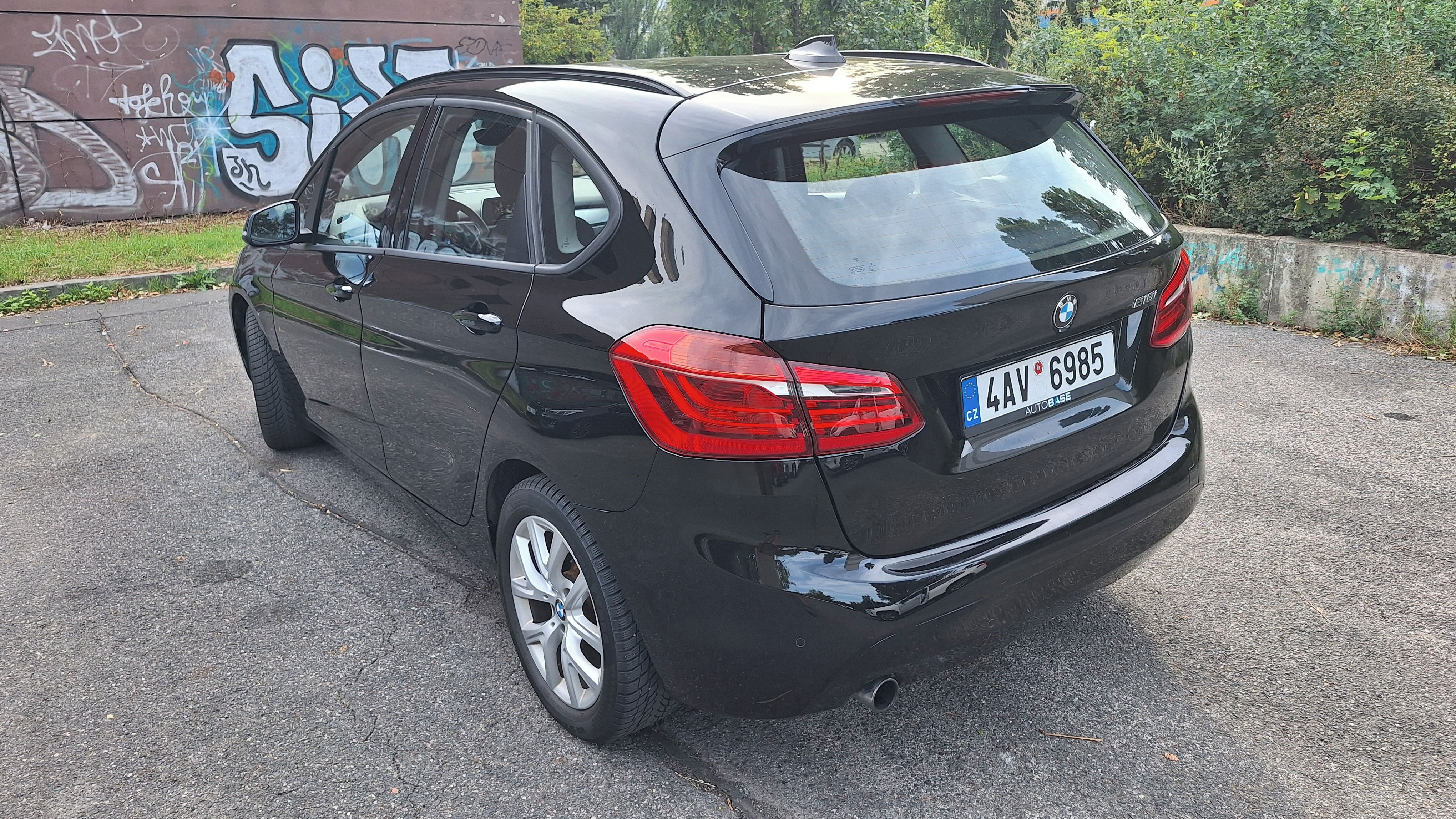 BMW Řada 2 - fotka 4