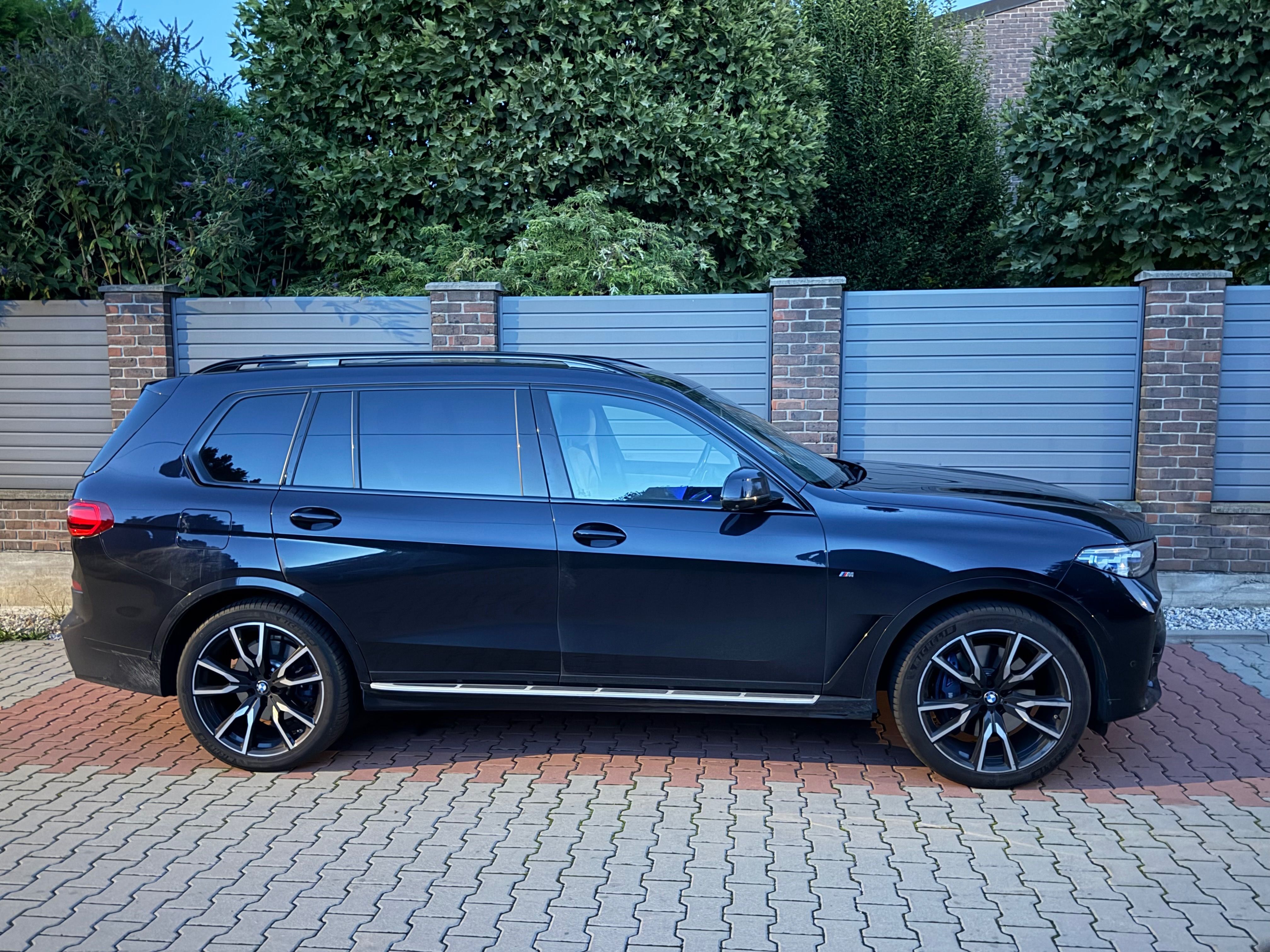 BMW X7, xDrive 40d, 250kW - fotka 2