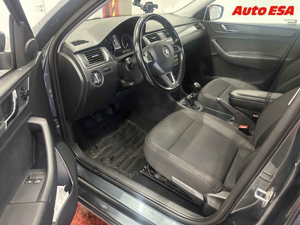 Škoda Rapid, 1.2 TSi,ČR - fotka 3