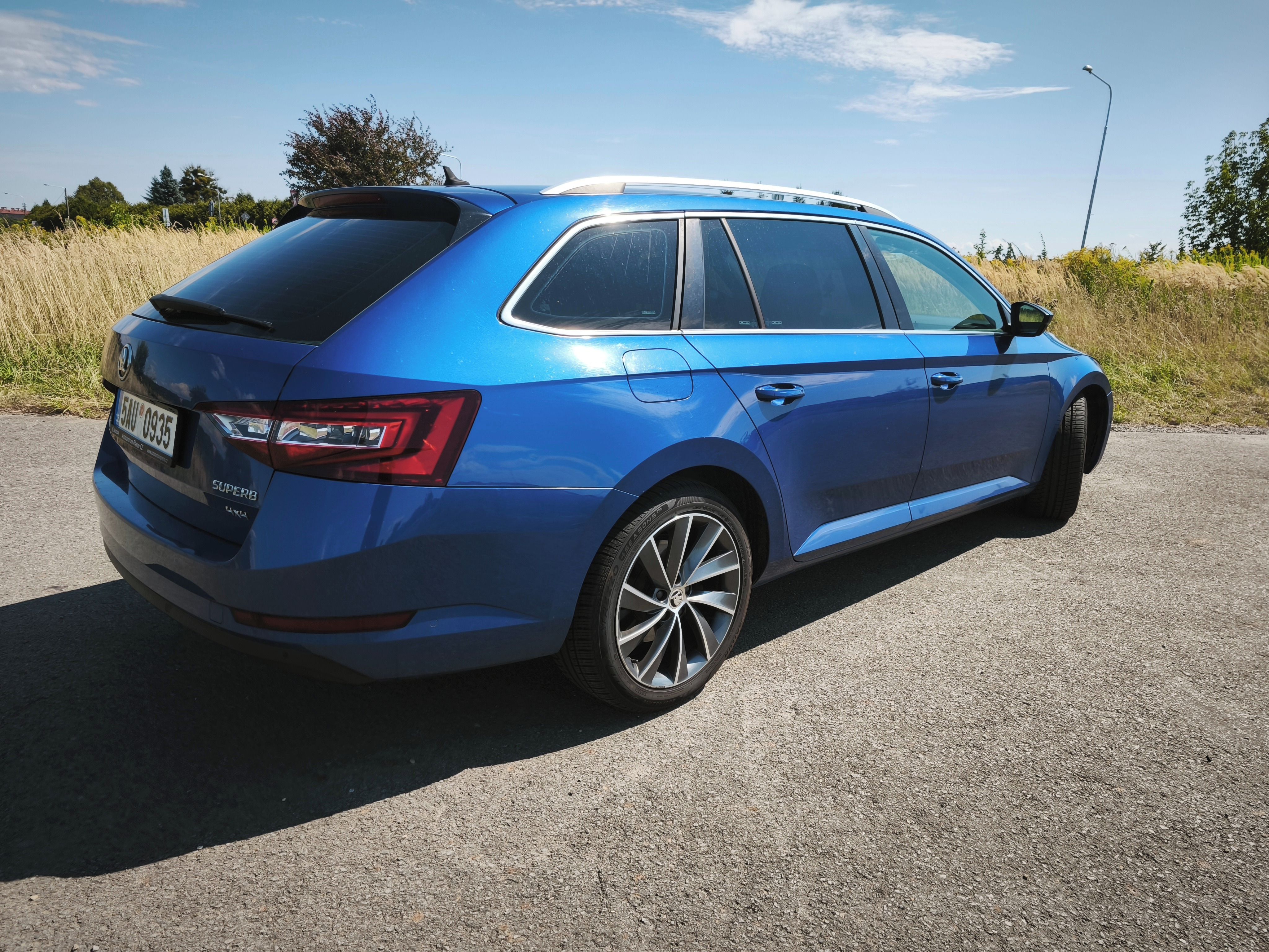 Škoda Superb, 140kw DSG L&K 4x4 Canton - fotka 4