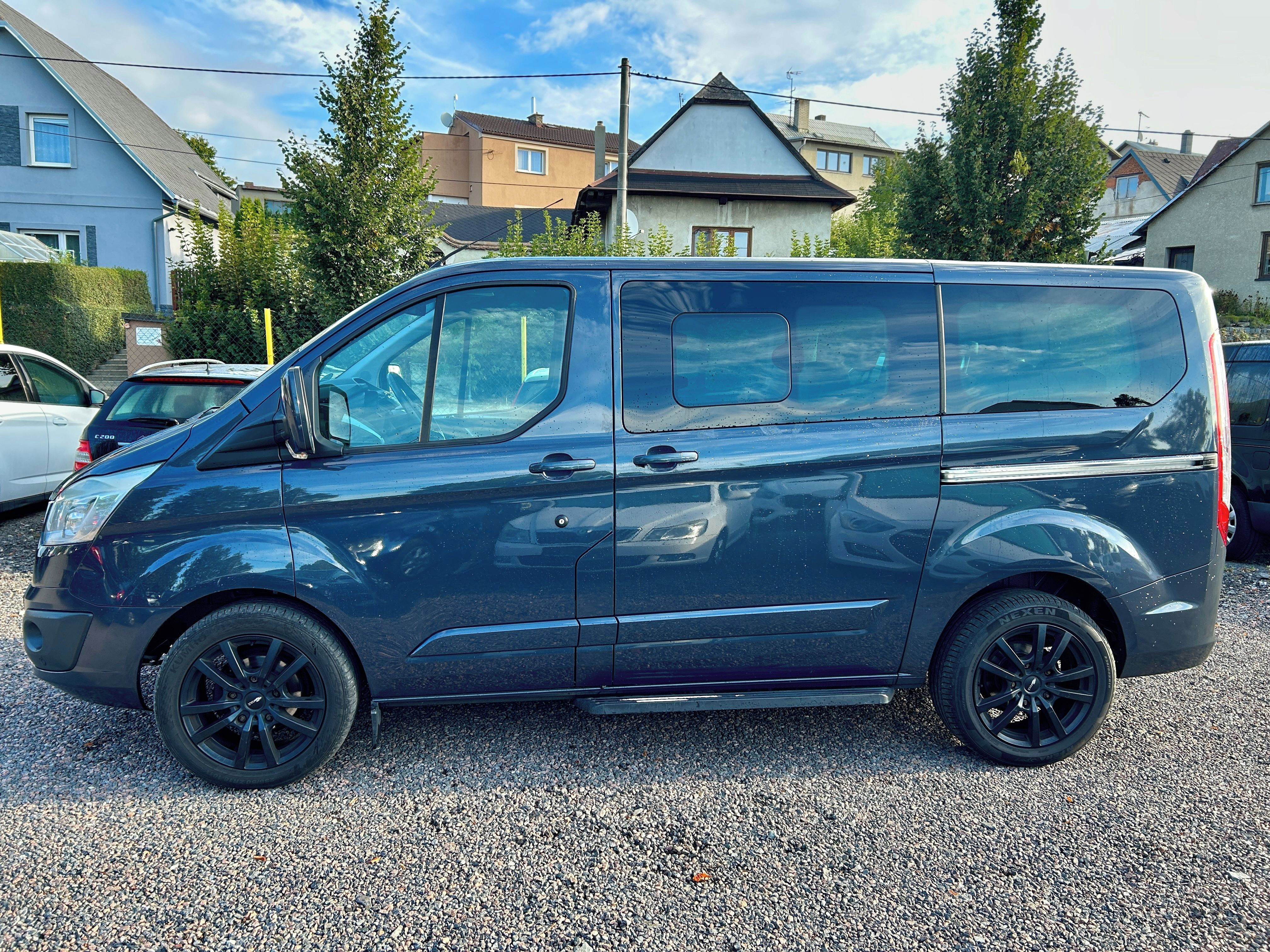 Ford Tourneo Custom, 2.2d 114 kW 9 míst,Výbava,Stav - fotka 6