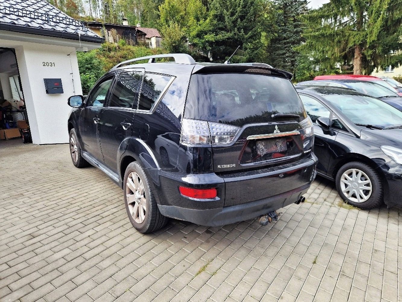 Mitsubishi Outlander, 2.2 DI-D (130 kW), 4x4 - fotka 3