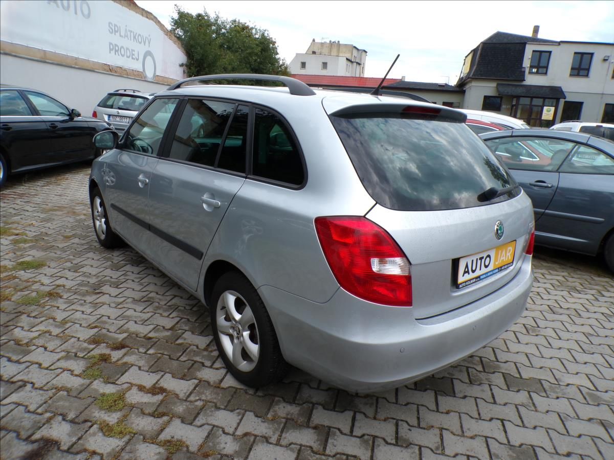 Škoda Fabia, 1,2 TSI  DIGI.KLIMA - fotka 4
