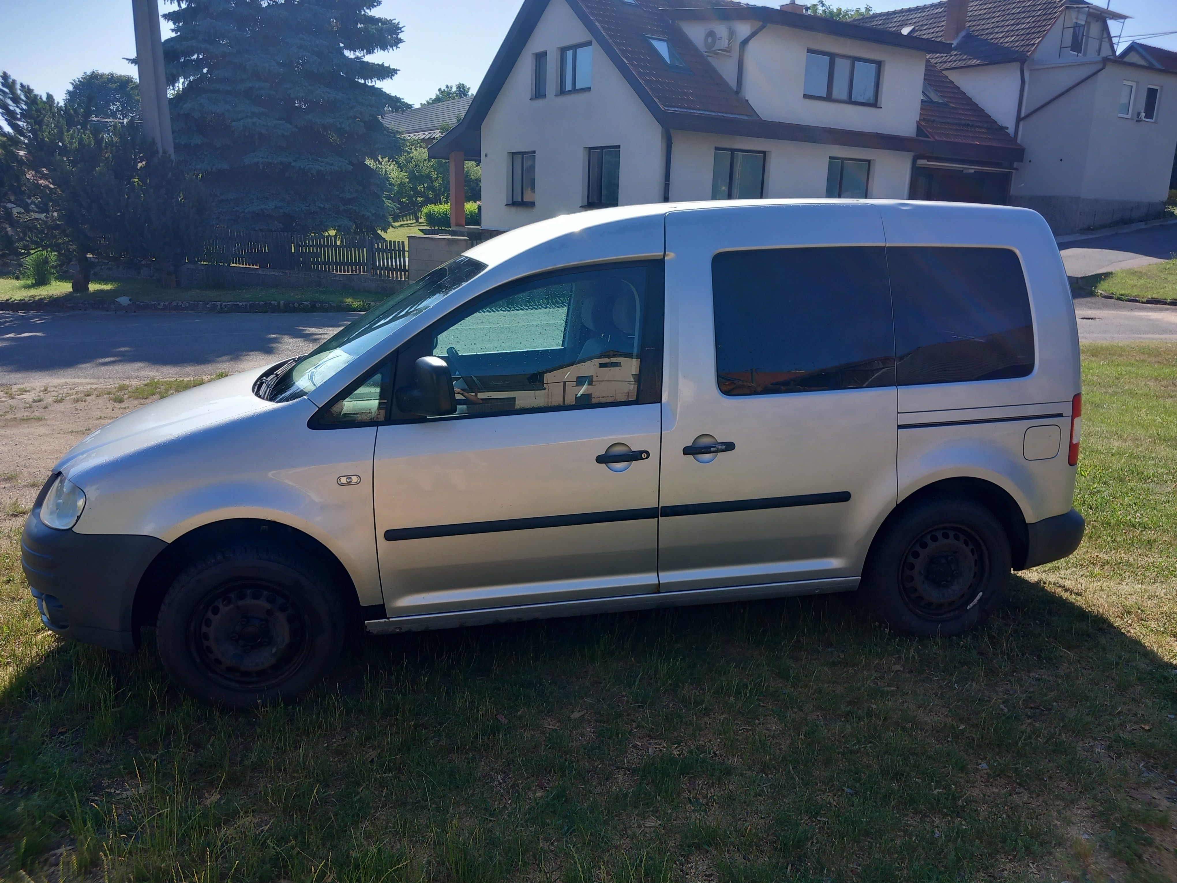 Volkswagen Caddy, 1.6 MPI, STK do 6/2028 - fotka 4