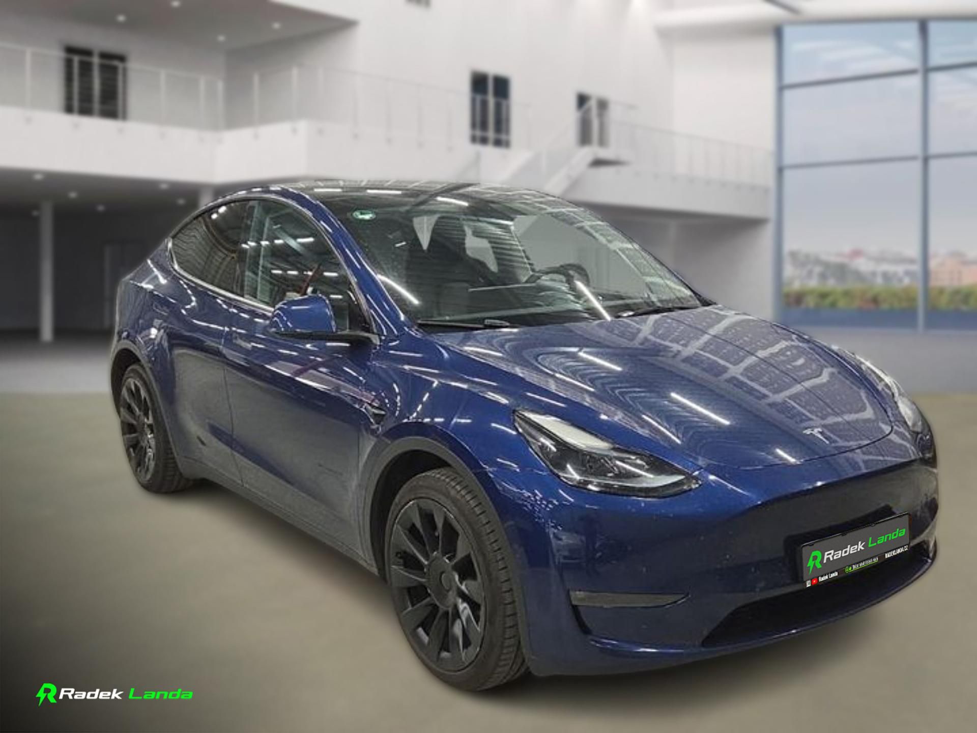 Tesla Model Y, Tažné | Možnost FSD