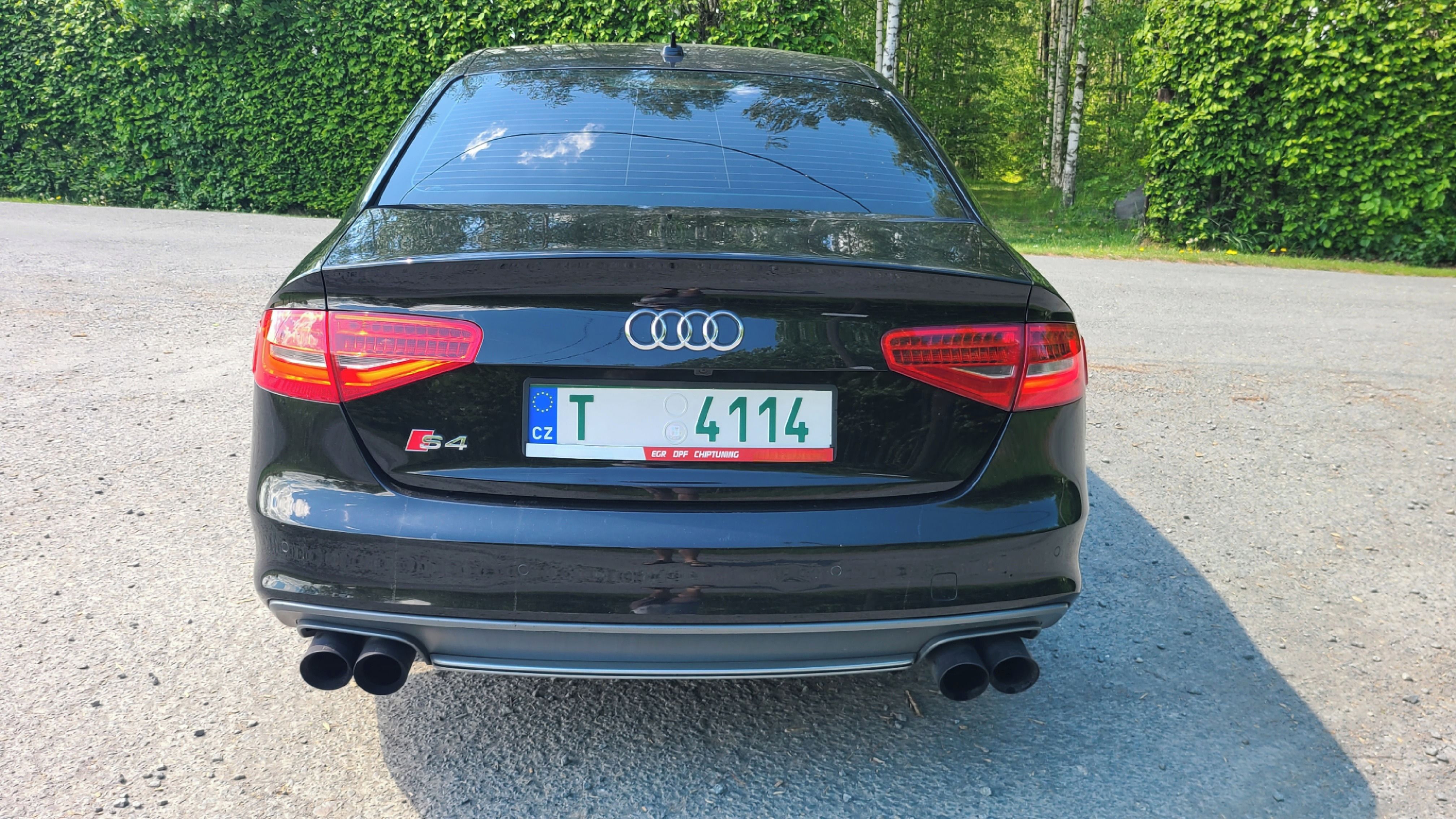Audi S4, Audi S4 Armytrix Eventuri - fotka 5