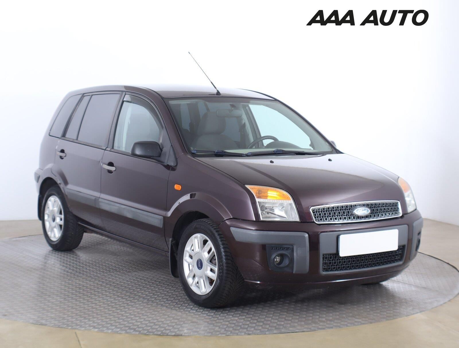 Ford Fusion, 1.4, rezervace