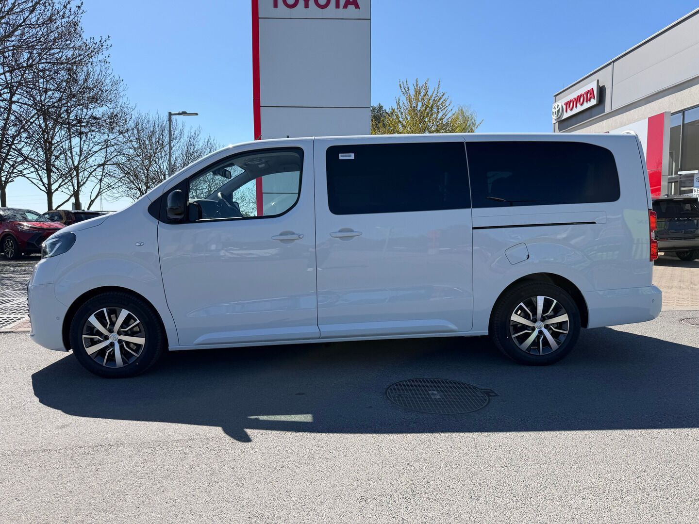 Toyota Proace Verso, L2 2.2D 6MT Family - fotka 2