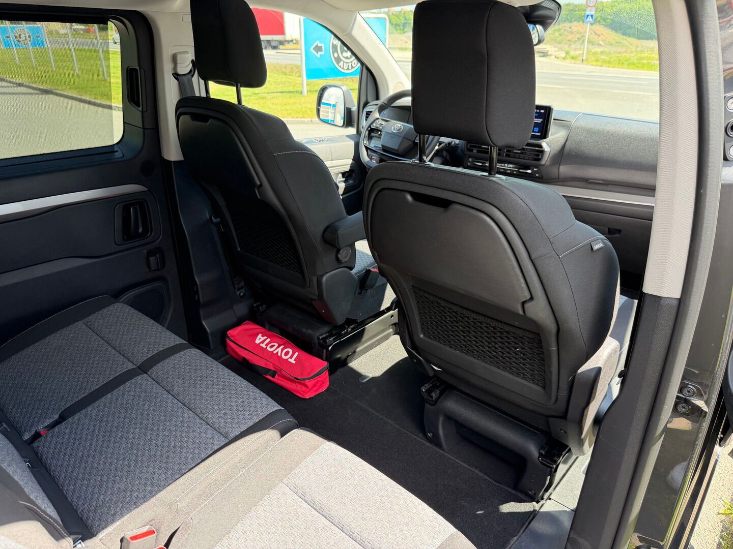 Toyota Proace Verso, L2 2.2D 6MT Family - fotka 6
