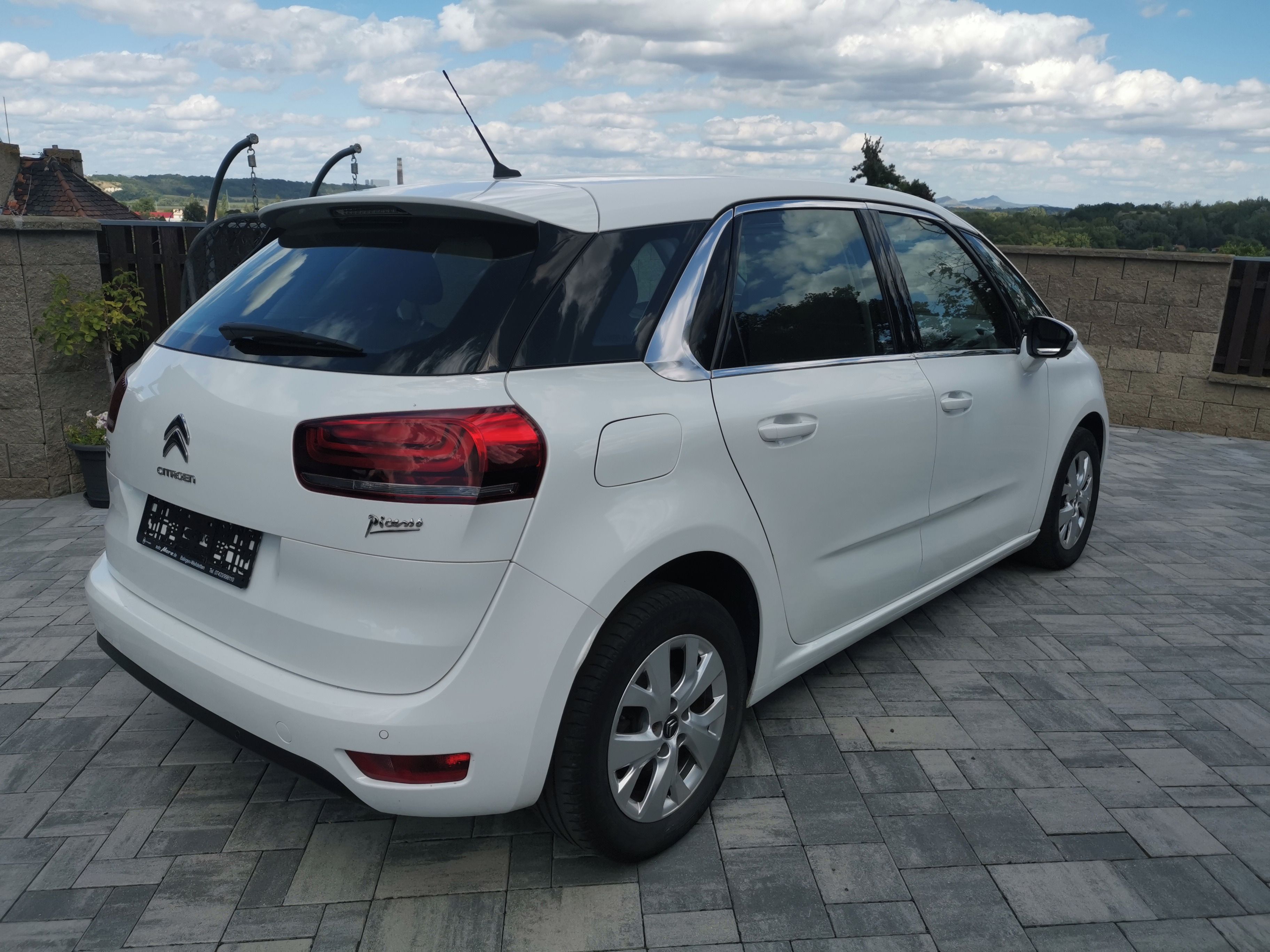 Citroën C4 Picasso, Citroen C4 Picasso 1.2i 96Kw - - fotka 4