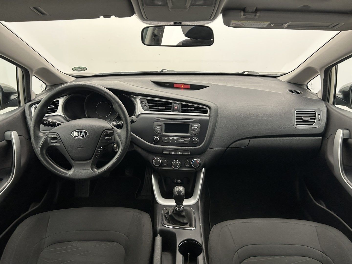 Kia Cee´d, 1.4CVVT 73kW Comfort Plus - fotka 5