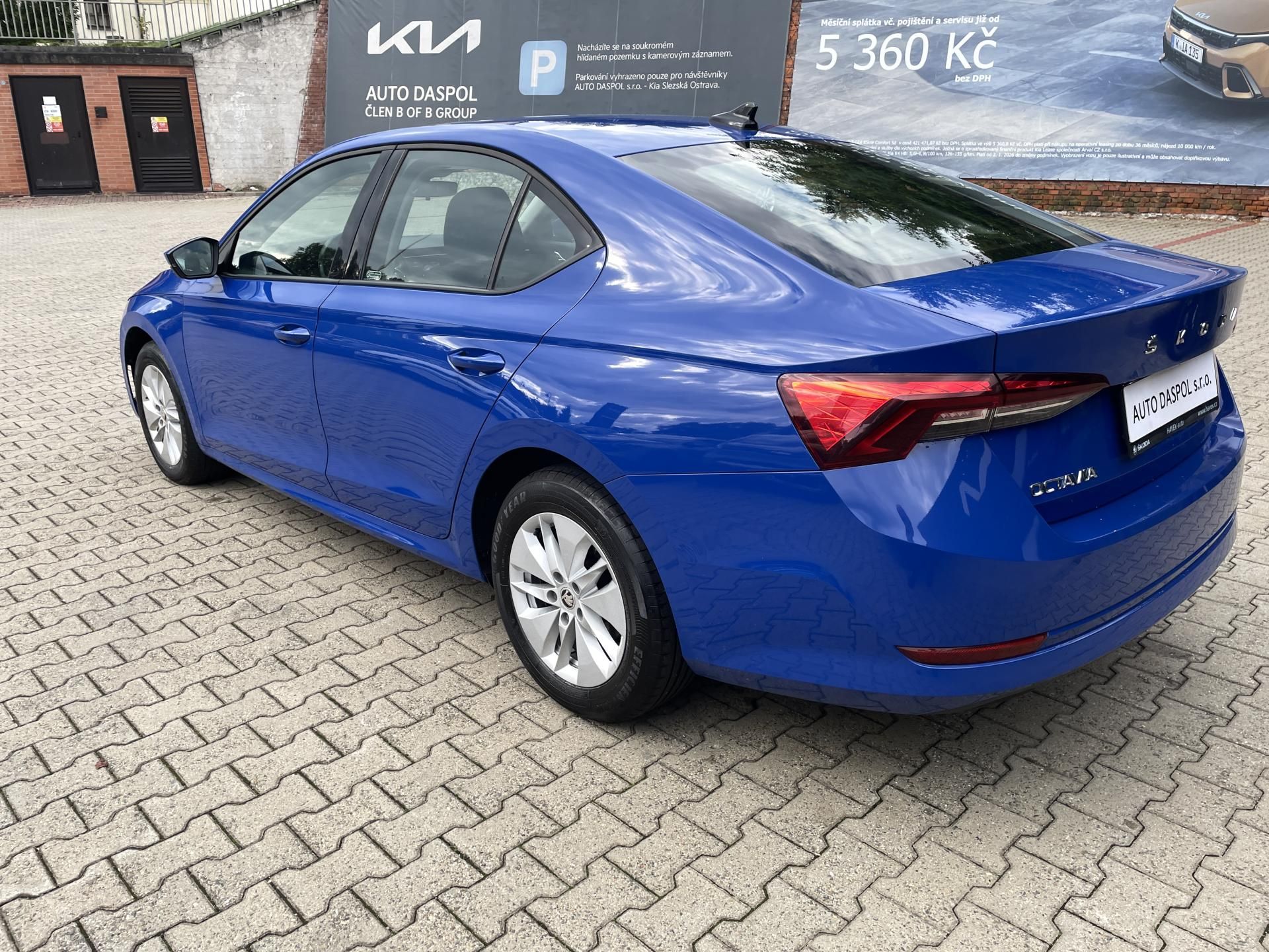 Škoda Octavia, 2,0 TDi Ambition - fotka 5