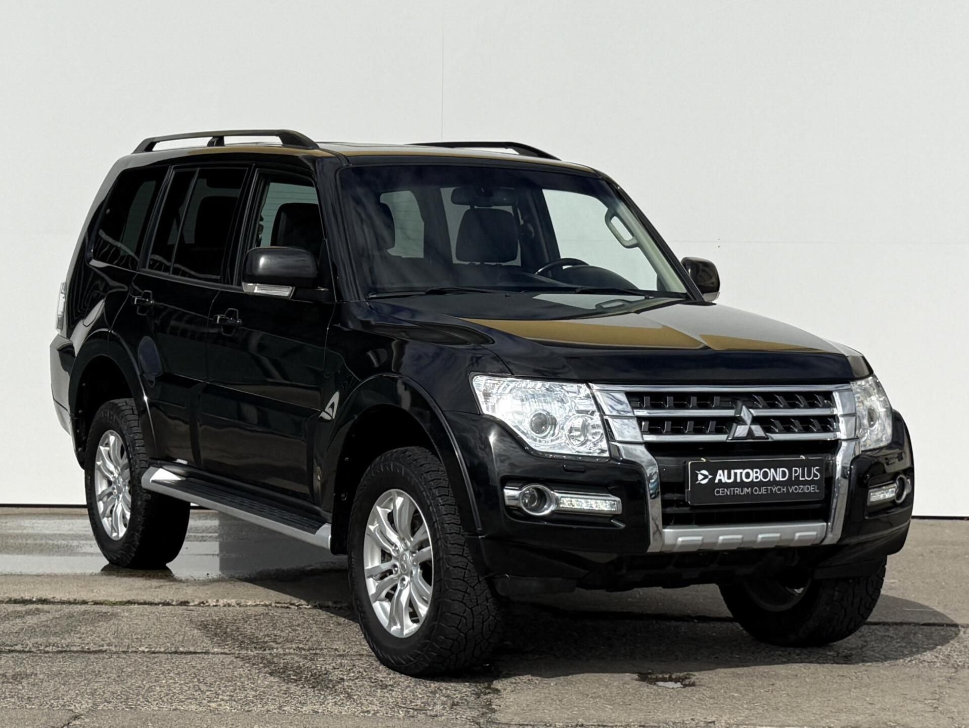 Mitsubishi Pajero, 3.2 DI-D 4WD/5AT INSTYLE - fotka 6