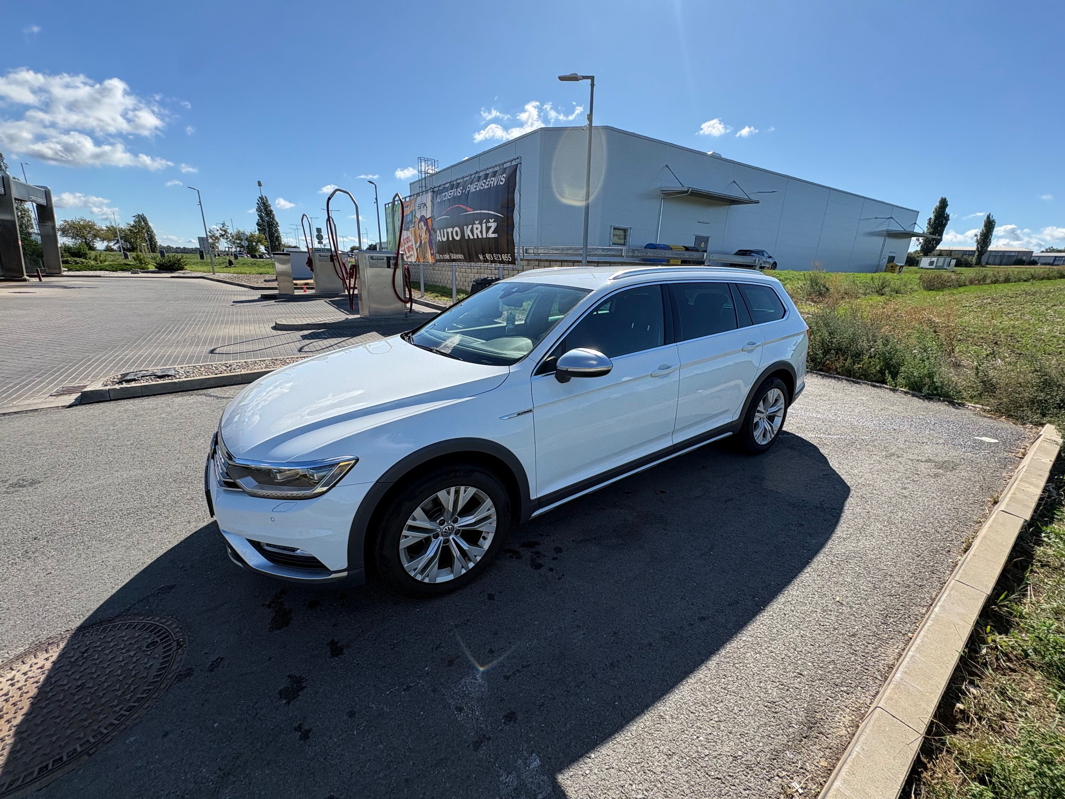 Volkswagen Passat, VW Passat Alltrack 140 kW