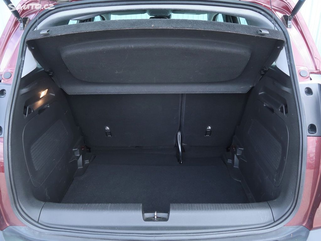 Opel CrosslandX 2019 nga Republika Çeke