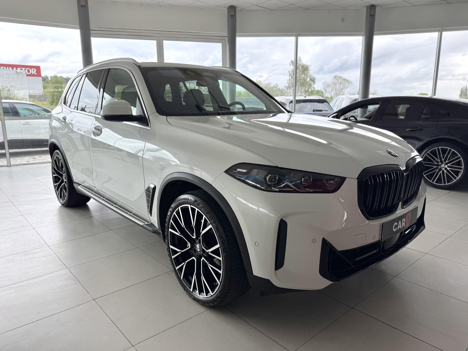BMW X5, 40i xDrive*280kW*Laser*Panoram - fotka 4