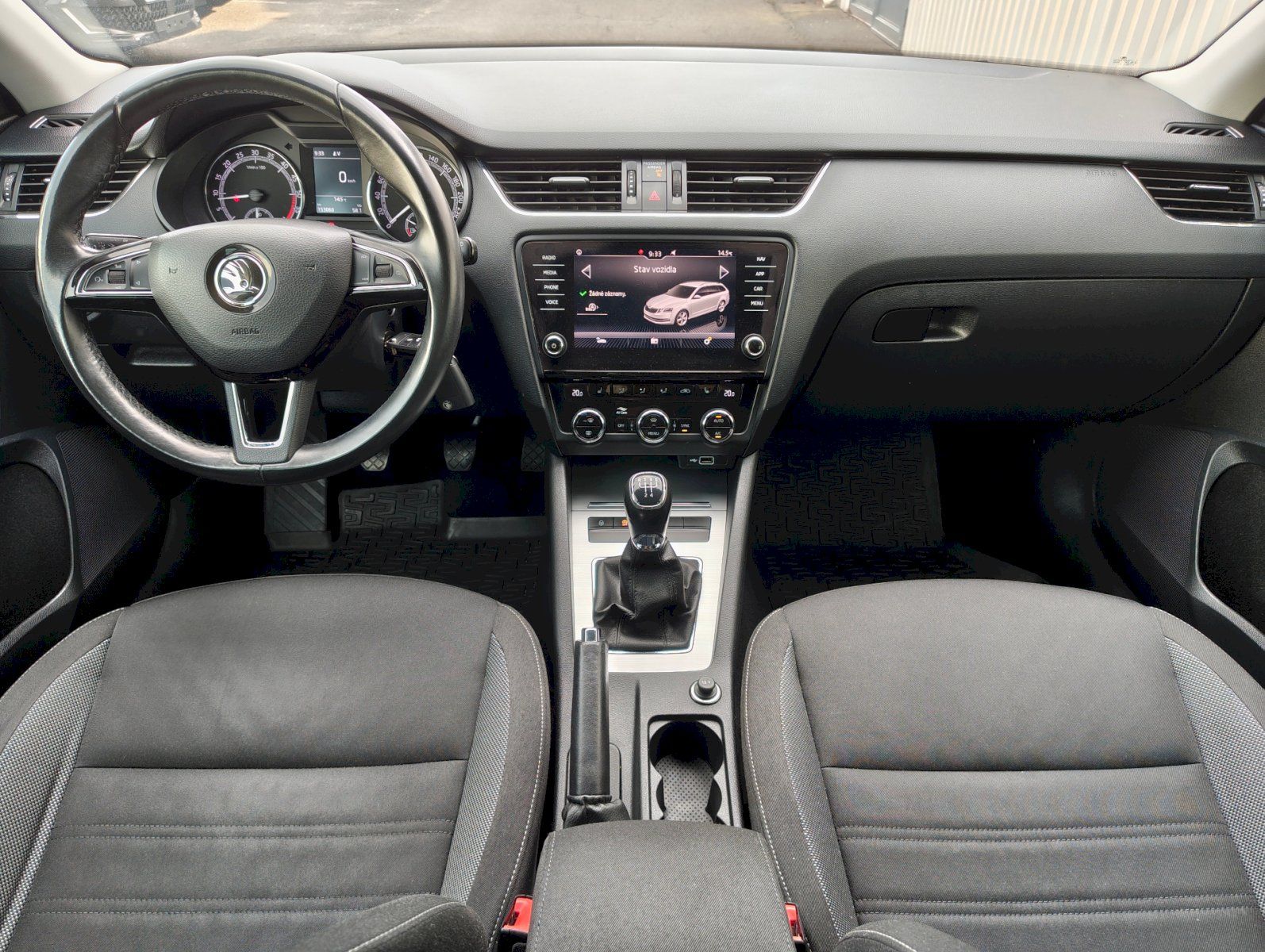 Škoda Octavia, Combi III 1.6 TDI 85kW Ambitio - fotka 5