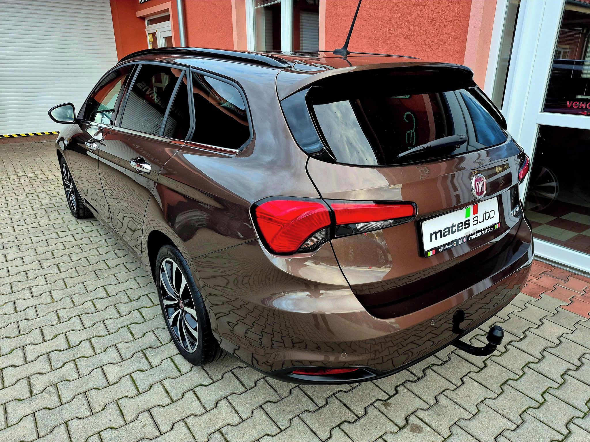 Fiat Tipo, 1.6 JTDM Lounge 88 kW TAŽNÉ - fotka 3