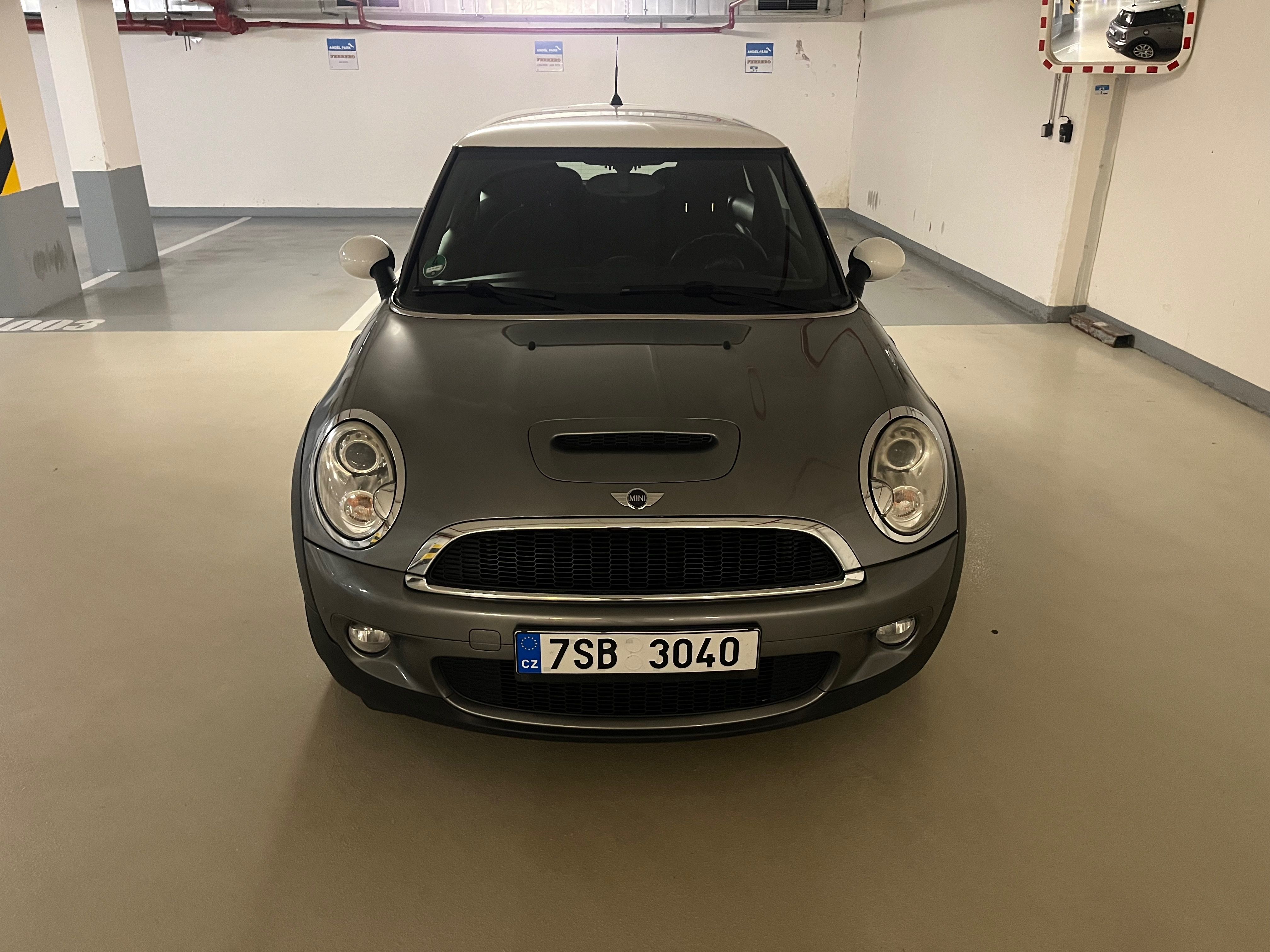Mini Cooper S - fotka 3
