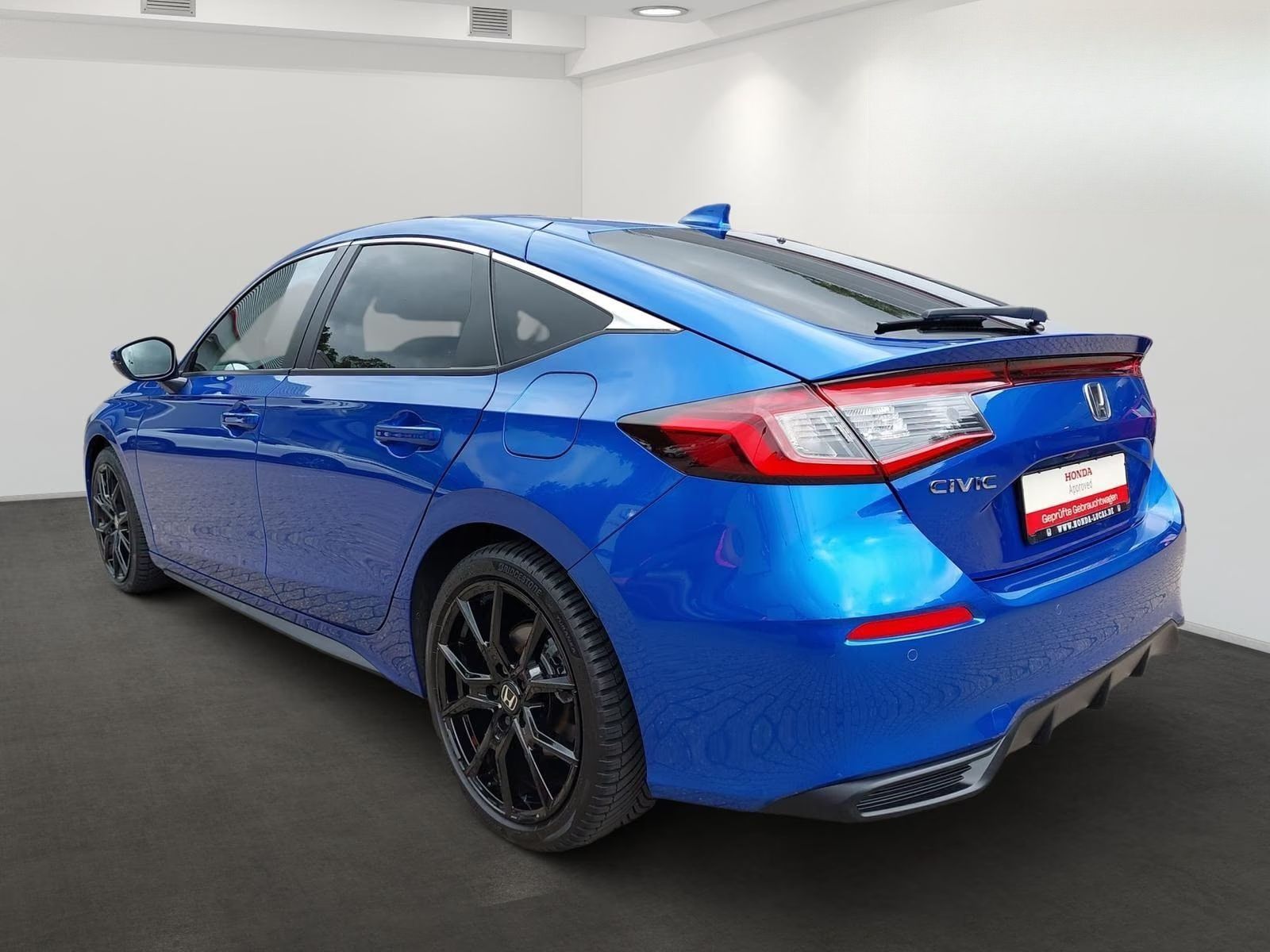 Honda Civic, e:HEV Elegance - fotka 3