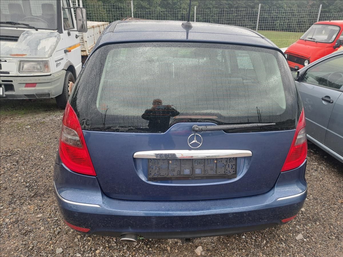 Mercedes-Benz Třídy A, 2,0 CDI - fotka 5