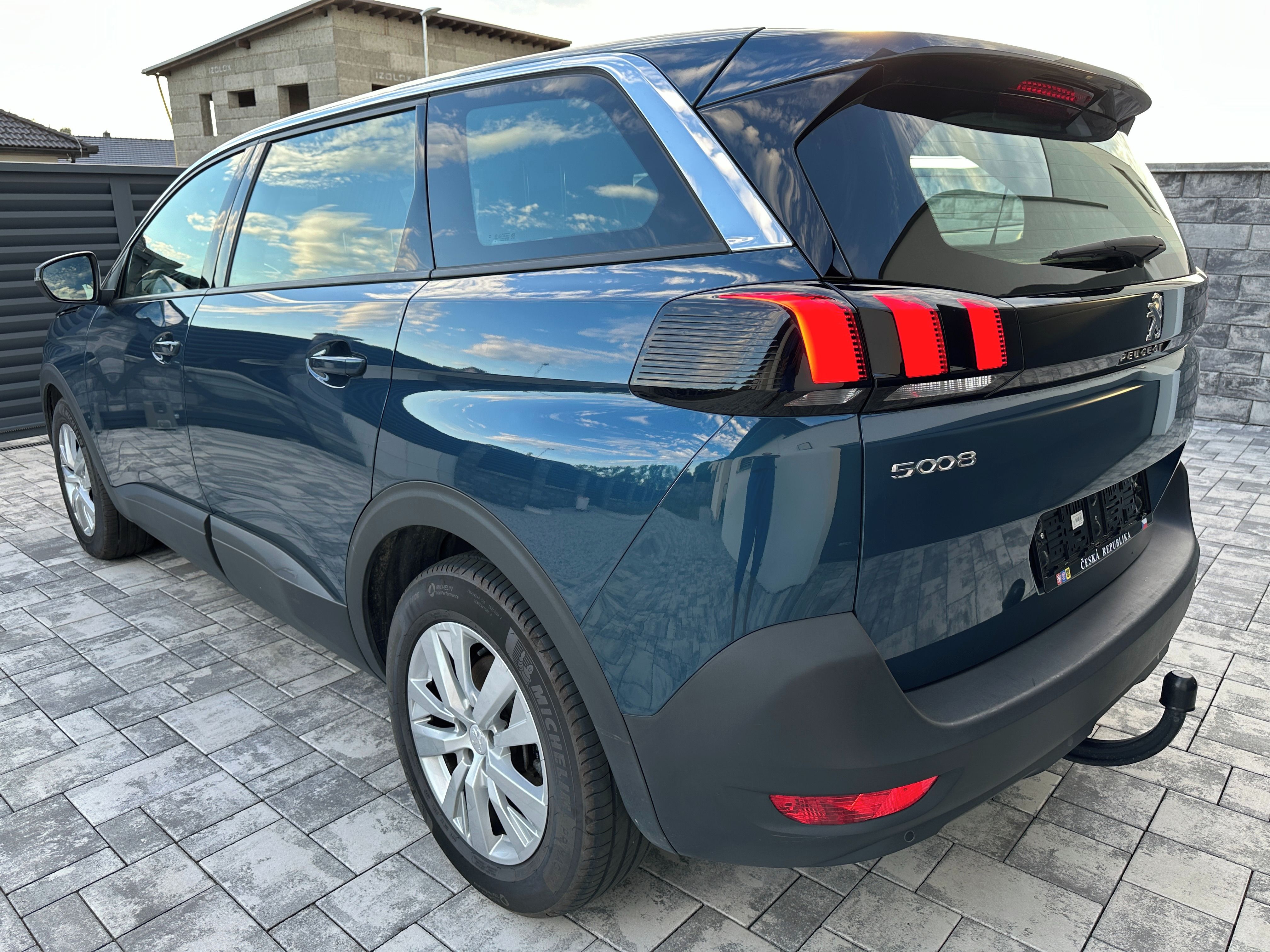 Peugeot 5008, 1,2 PT AUTOMAT, KAMERA, 7-MÍST - fotka 6