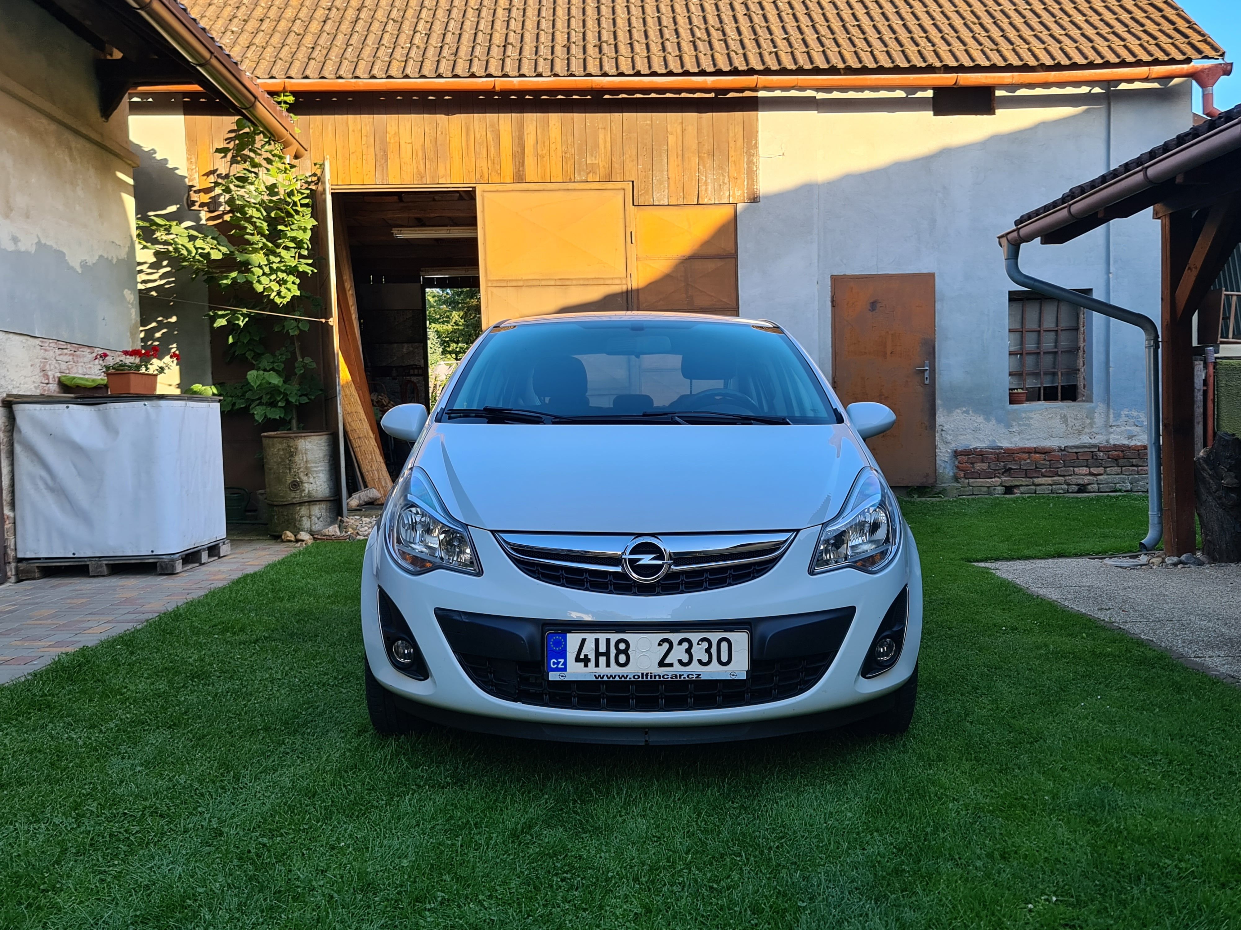 Opel Corsa, 5dv., klima, jen 81372 km - fotka 3