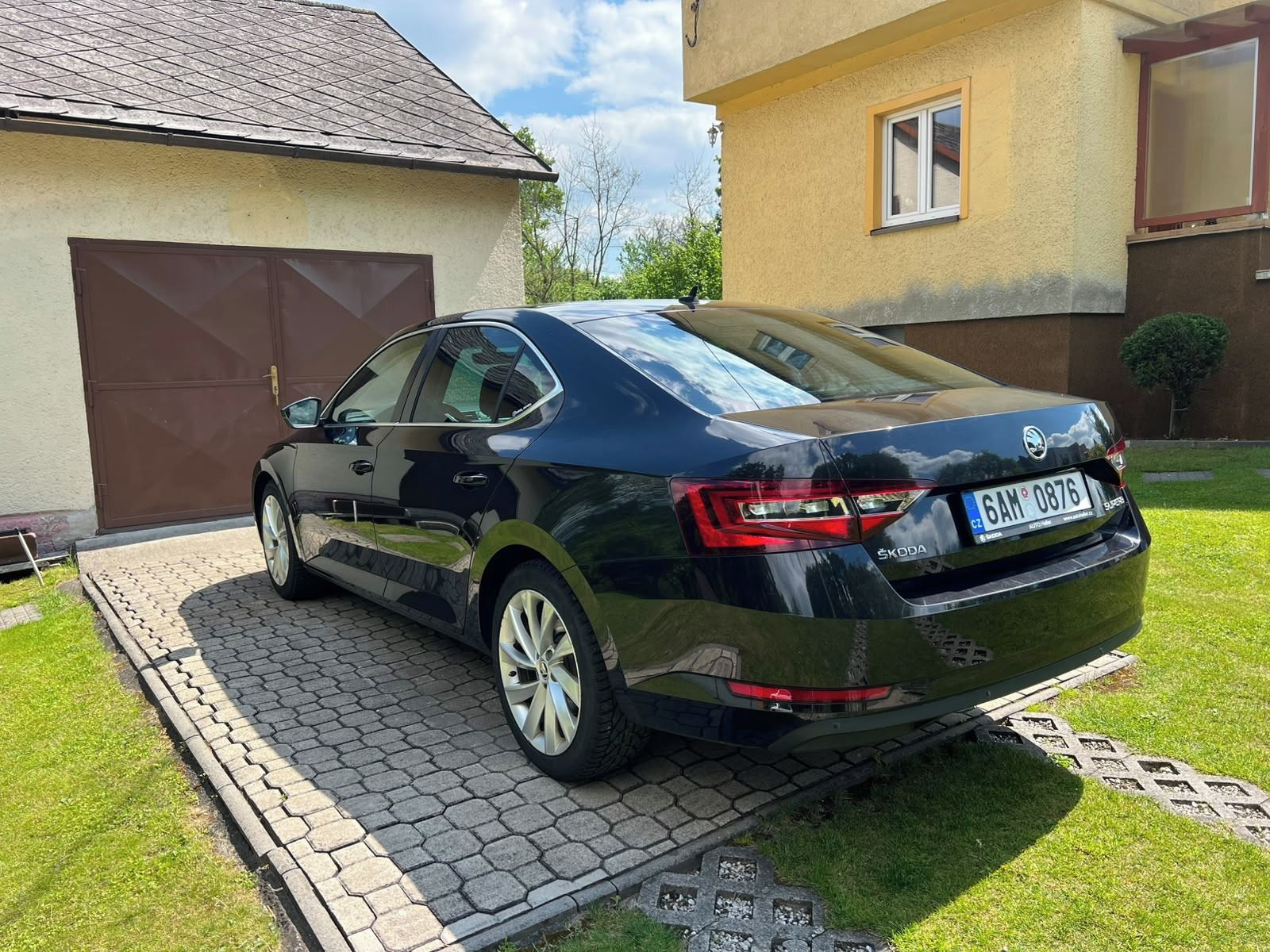 Škoda Superb, Škoda Superb 2.0 TDI 110 kw - fotka 3