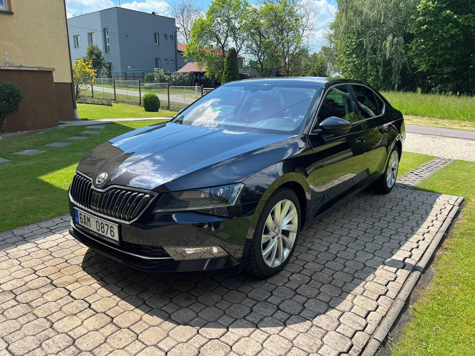 Škoda Superb, Škoda Superb 2.0 TDI 110 kw