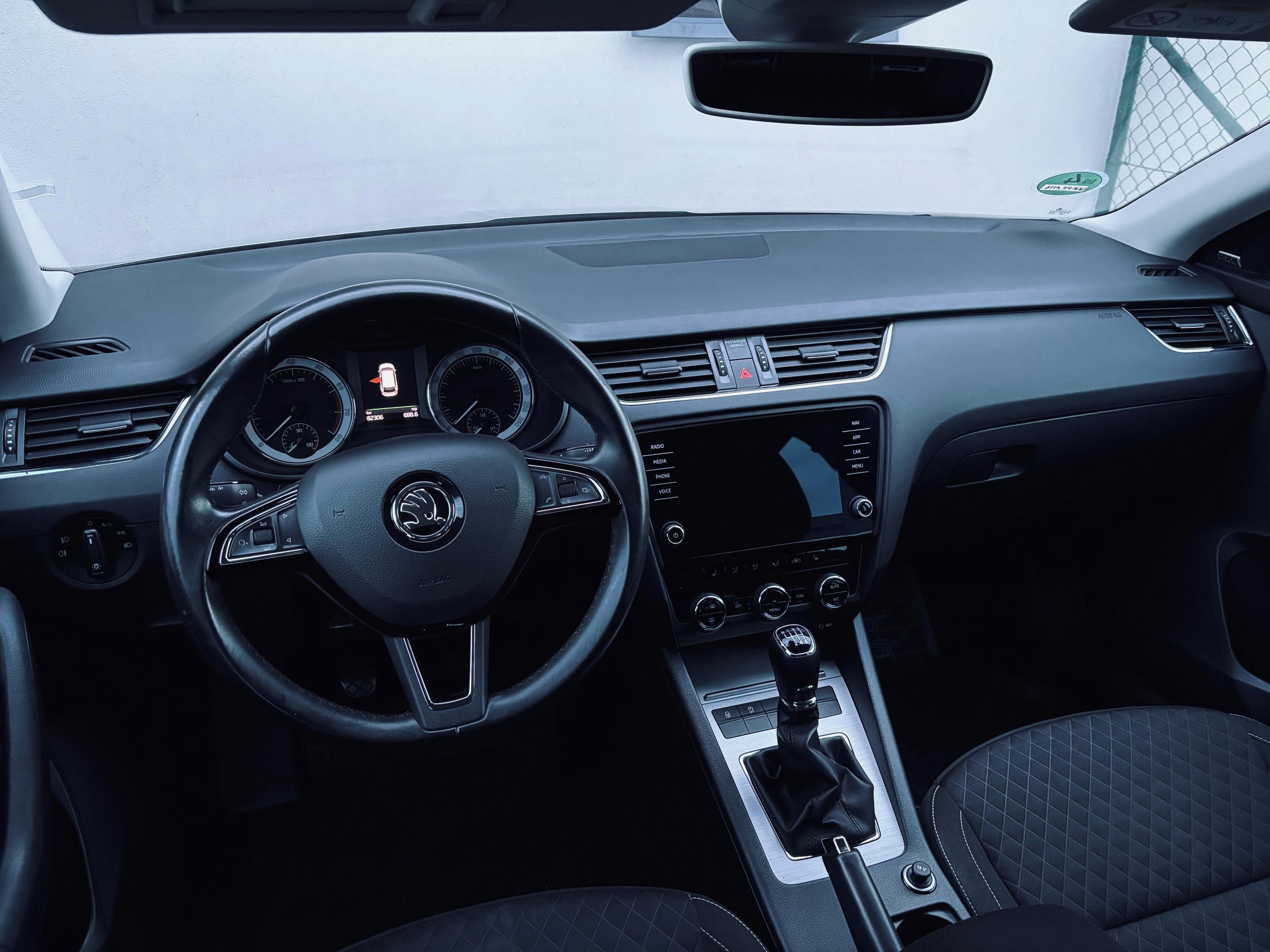 Škoda Octavia, 1.4TSi 110kW, LED, CANTON - fotka 6