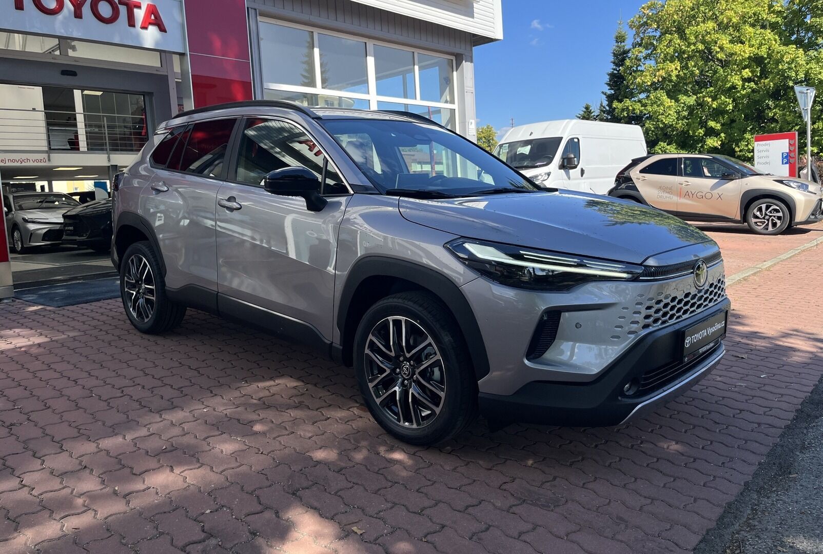 Toyota Corolla, MC25 1.8L Hybrid 140 koní 4x2 - fotka 3