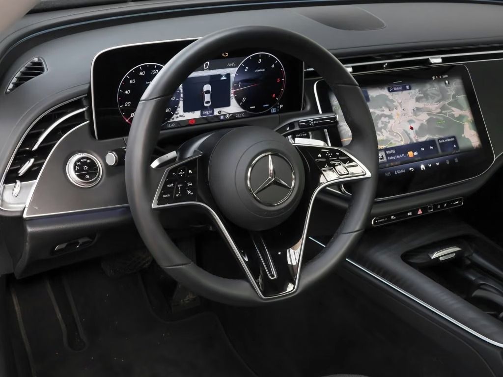 Mercedes-Benz Třídy E, 220 d Lim.*Kamera*Navi*Led* - fotka 3