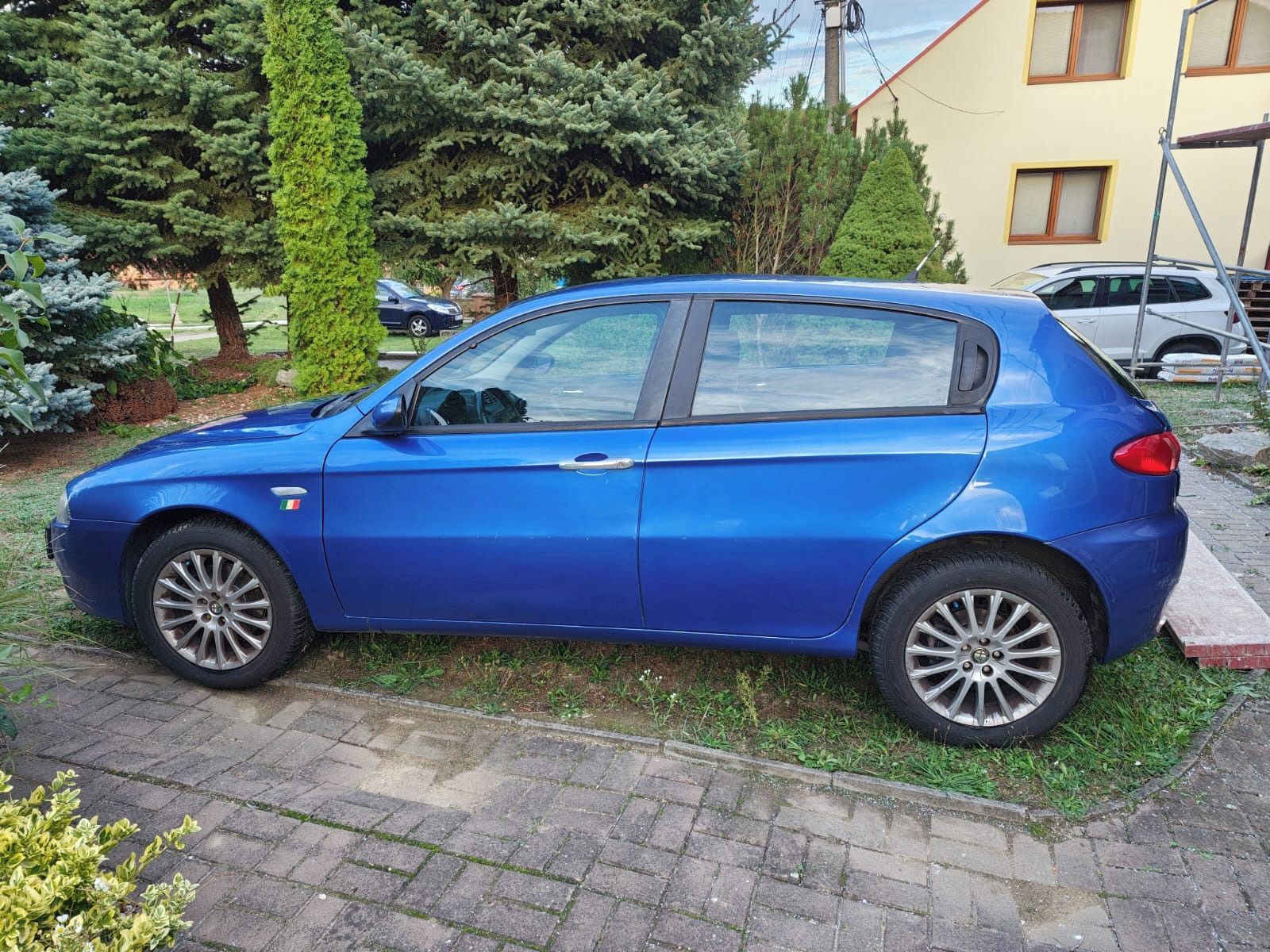 Alfa Romeo 147, 1.6 TS 2008 - Servisováno - fotka 2