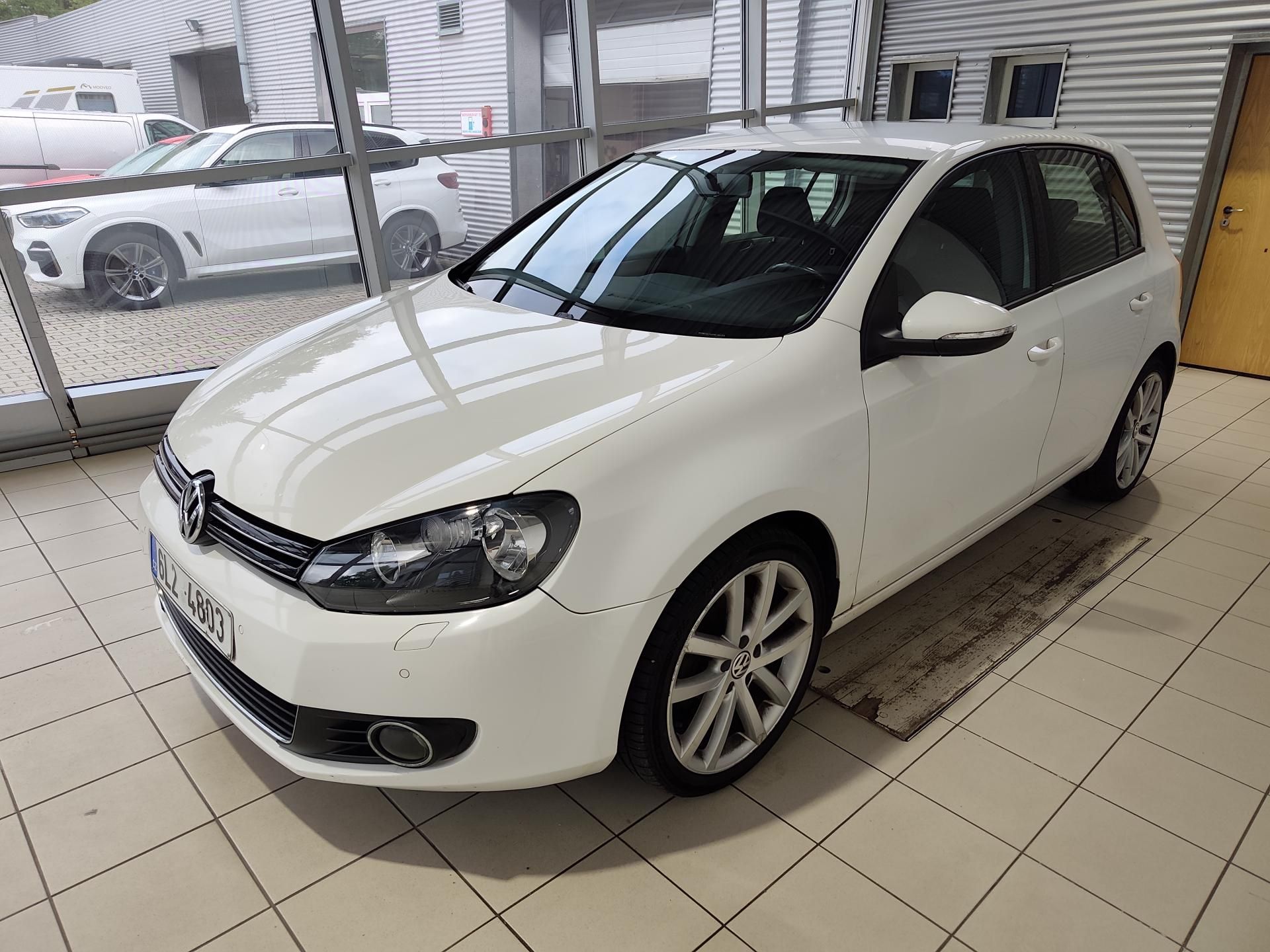 Volkswagen Golf, 2.0TDi 103kW Highline ČR