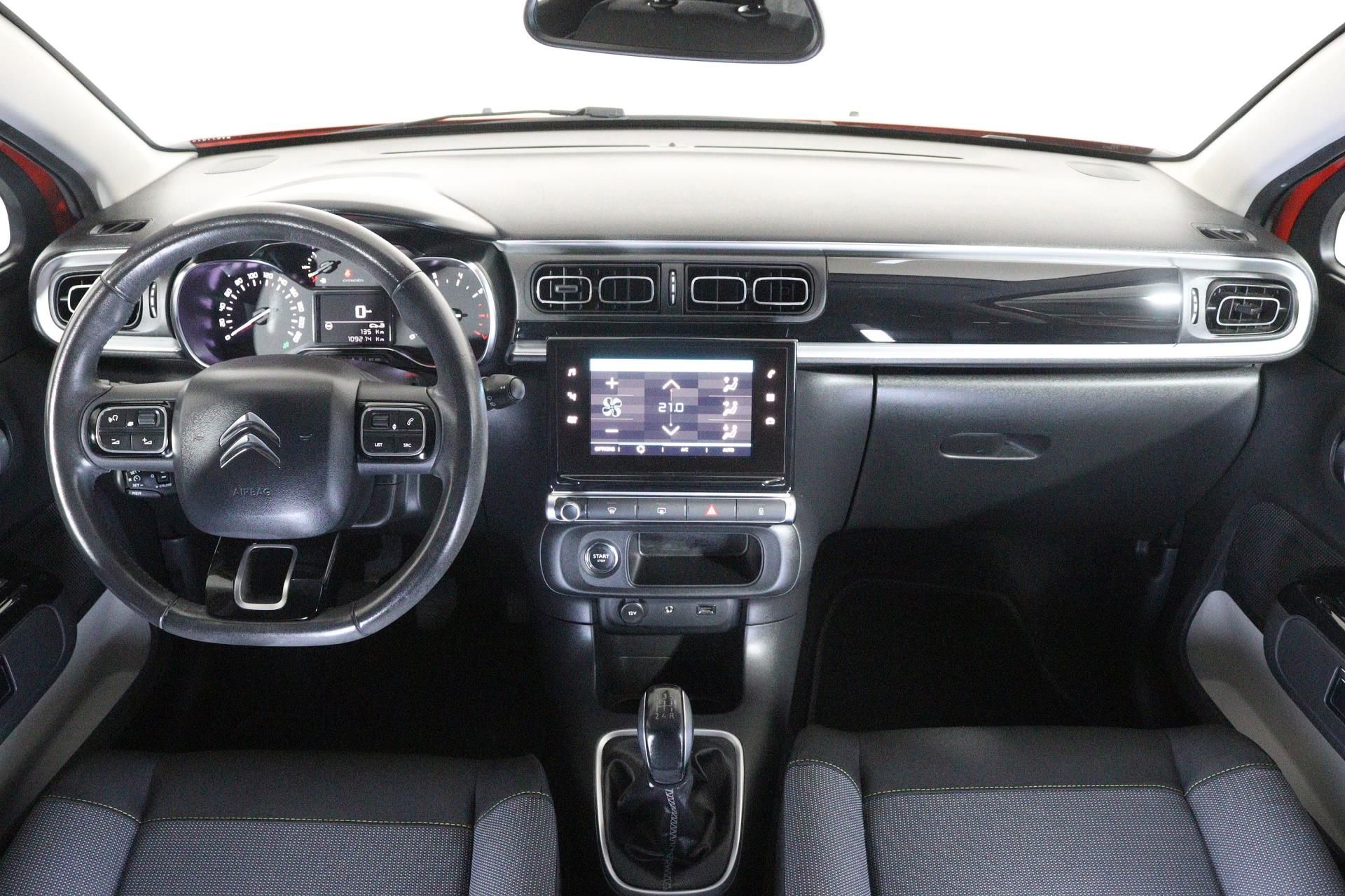 Citroën C3, SHINE 1,2 PURETECH 81 kW - fotka 5