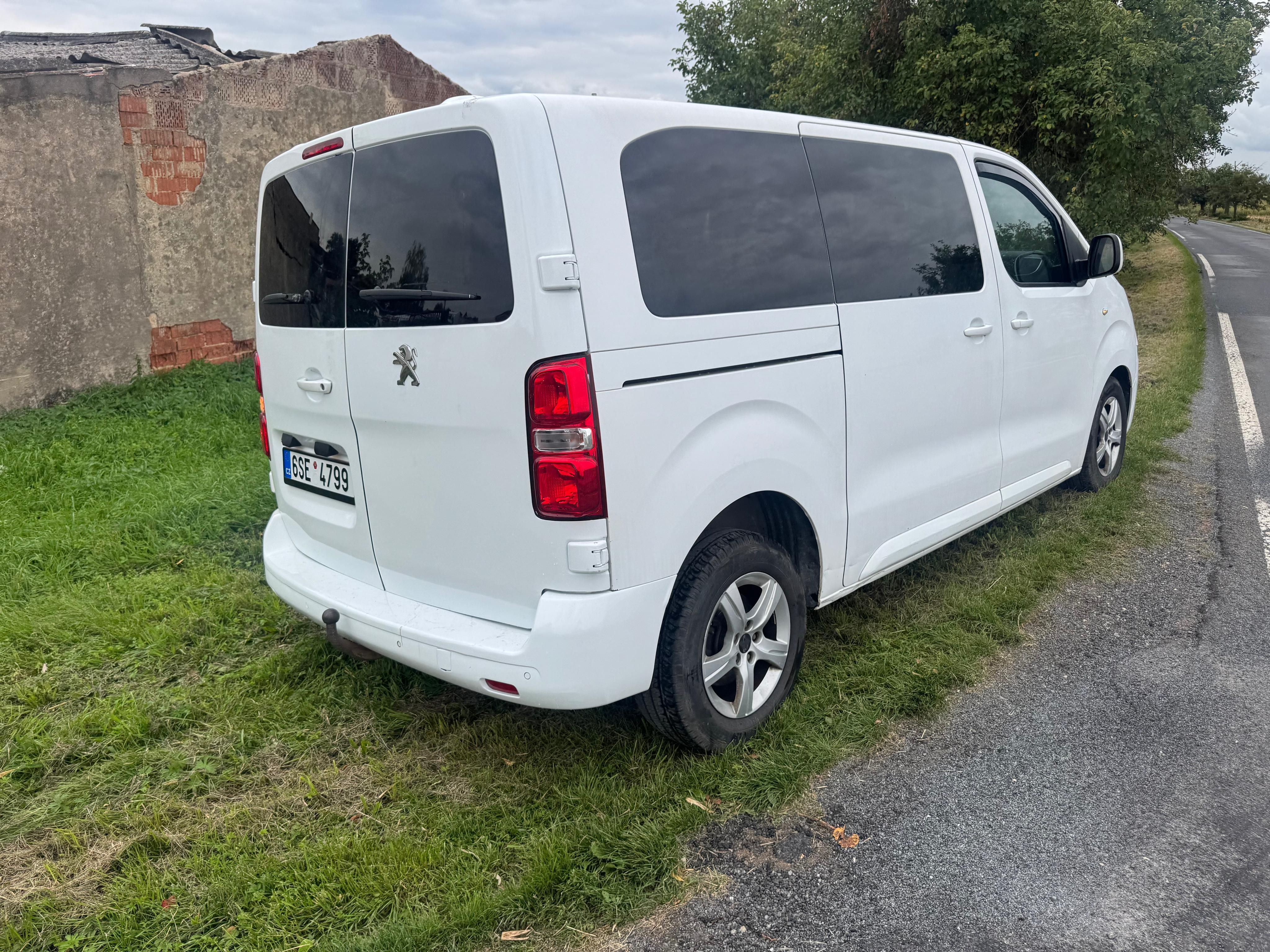 Peugeot Traveller, Peugeot Traveller Expert 2017 - fotka 6