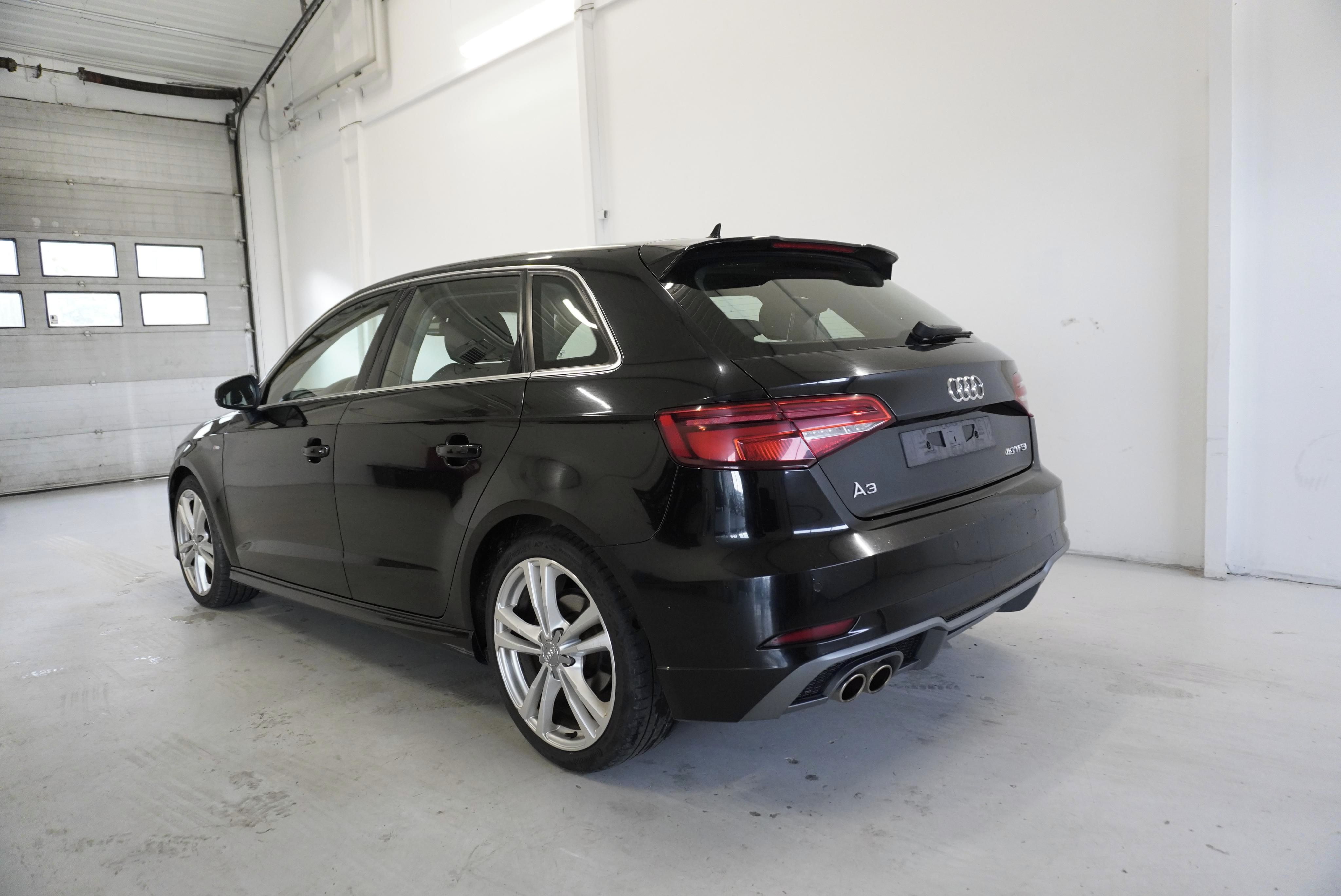 Audi A3, 2.0 TFSi 140 kW SPORTBACK  DSG - fotka 2