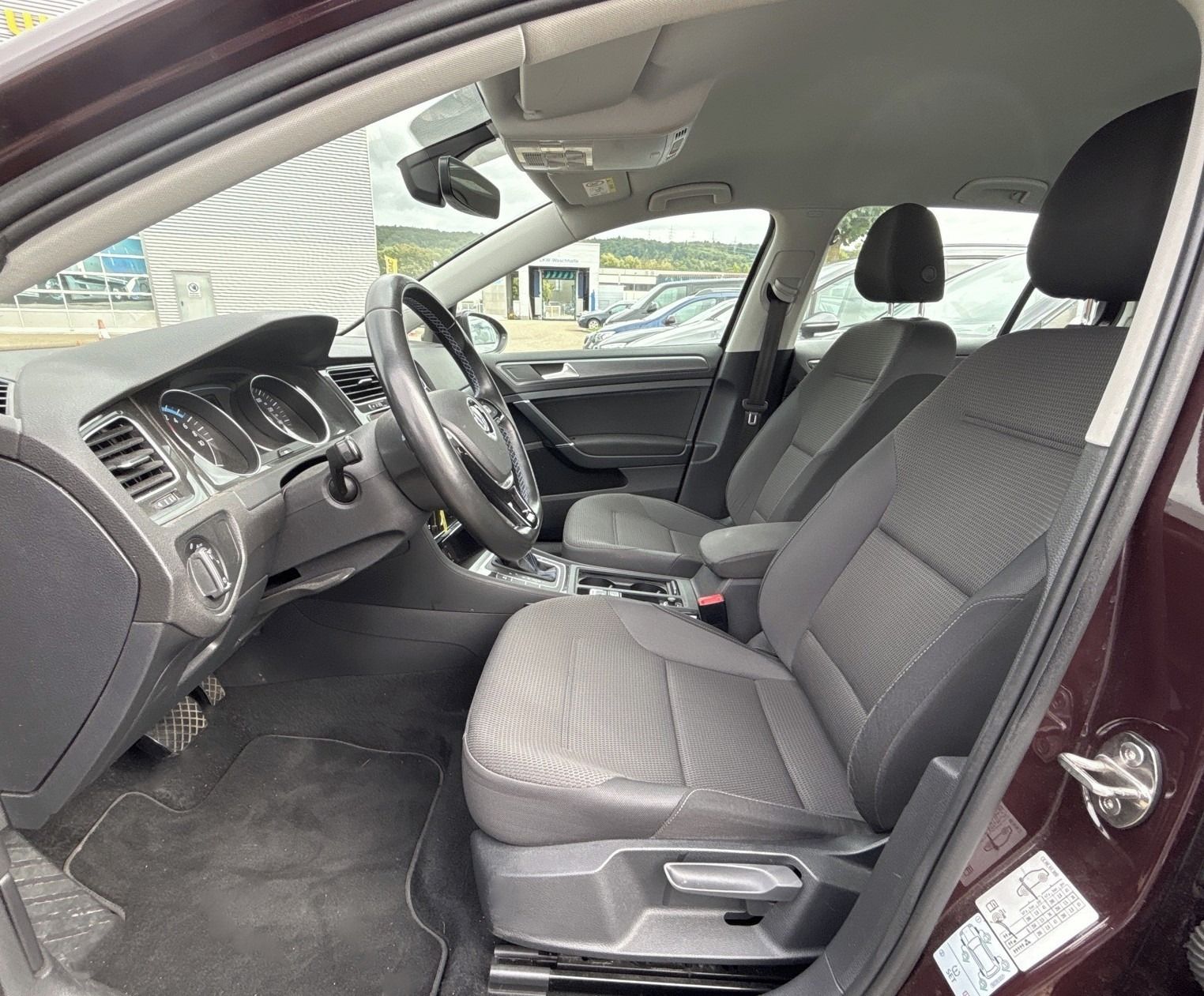 Volkswagen e-Golf - fotka 5