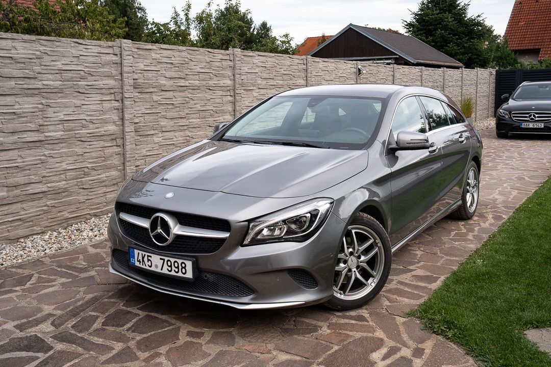 Mercedes-Benz CLA, Původ ČR, servisní knížka