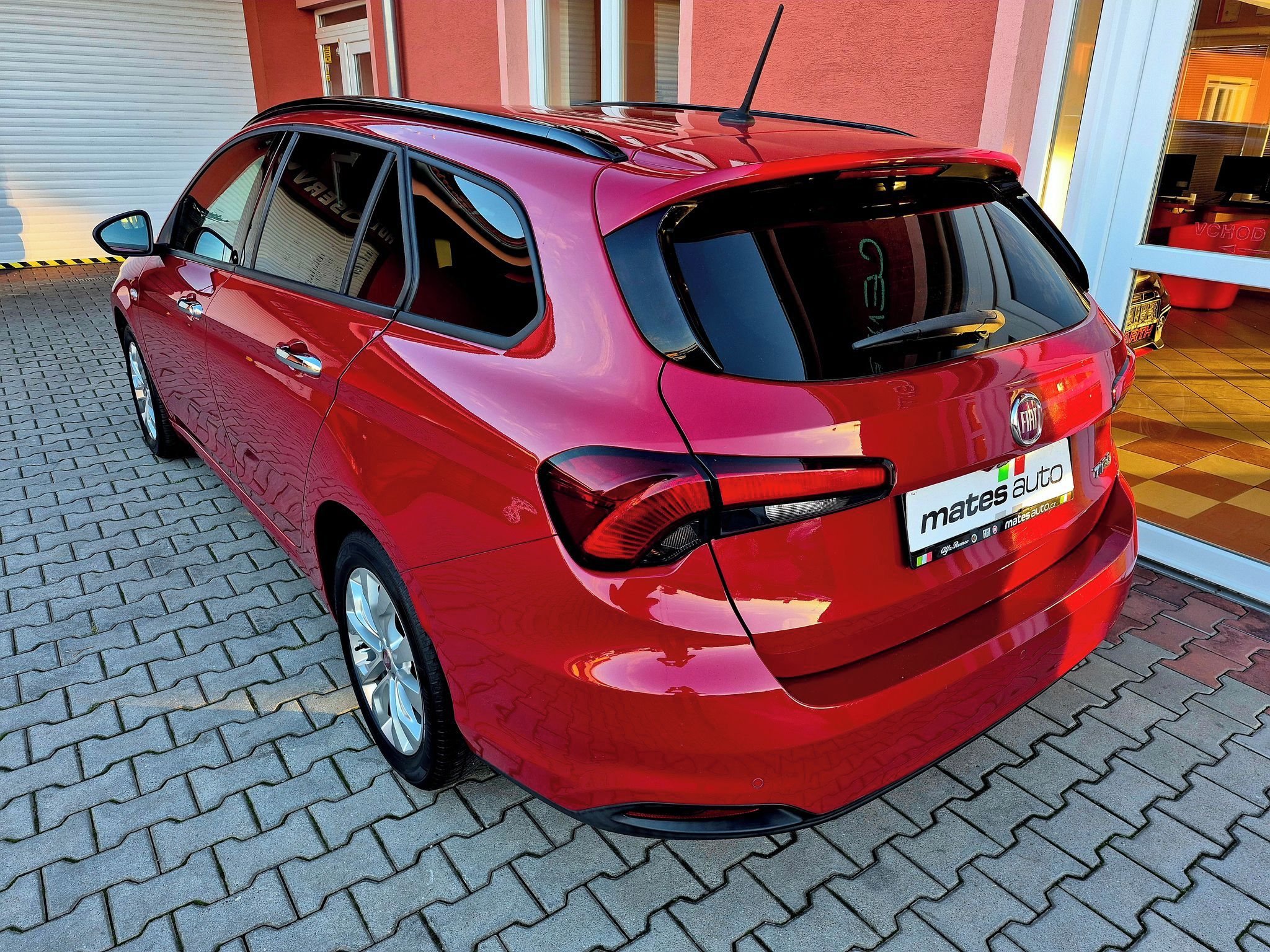 Fiat Tipo, 1.4 Turbo 88kw Lounge - fotka 3