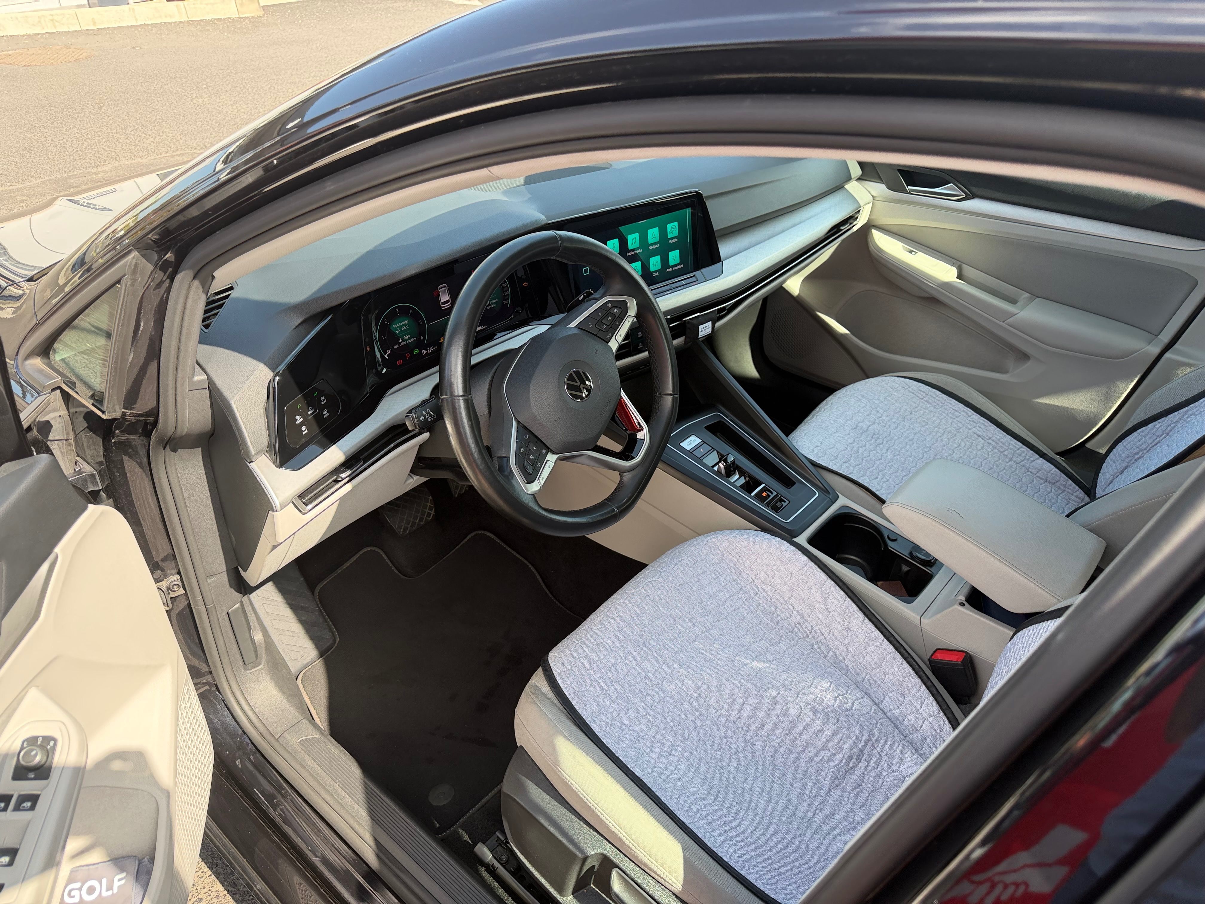 Volkswagen Golf, 2.0 85kw - fotka 5