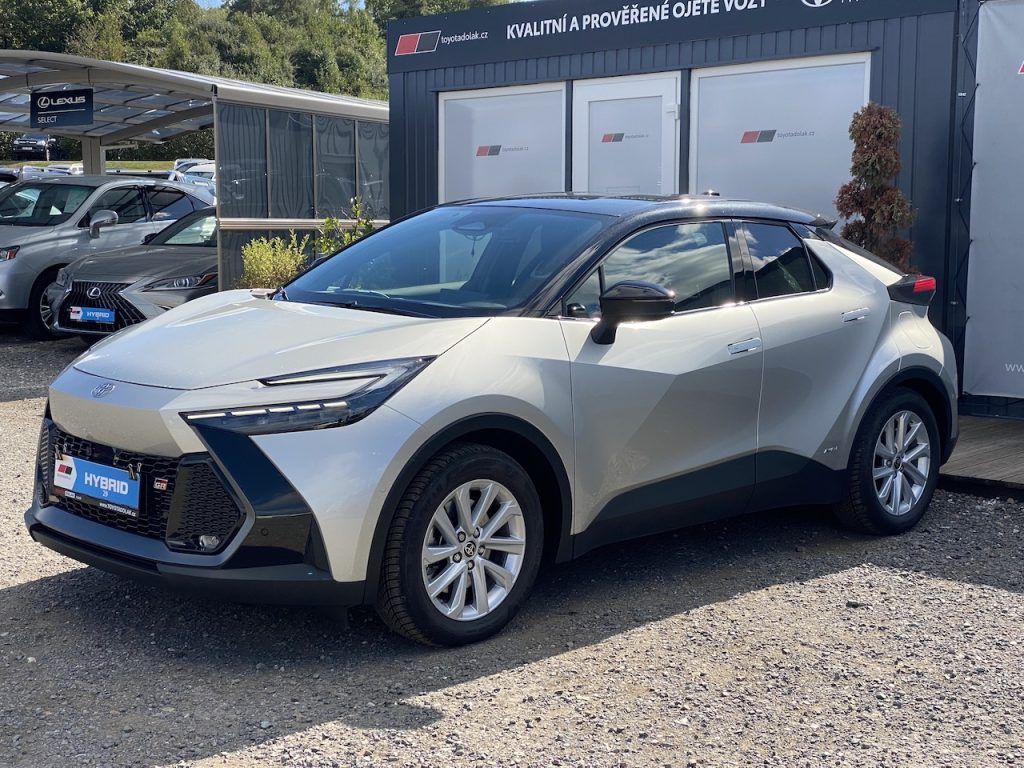 Toyota C-HR, 2.0HEV, ČR, GR Sport, 4x4 - fotka 4