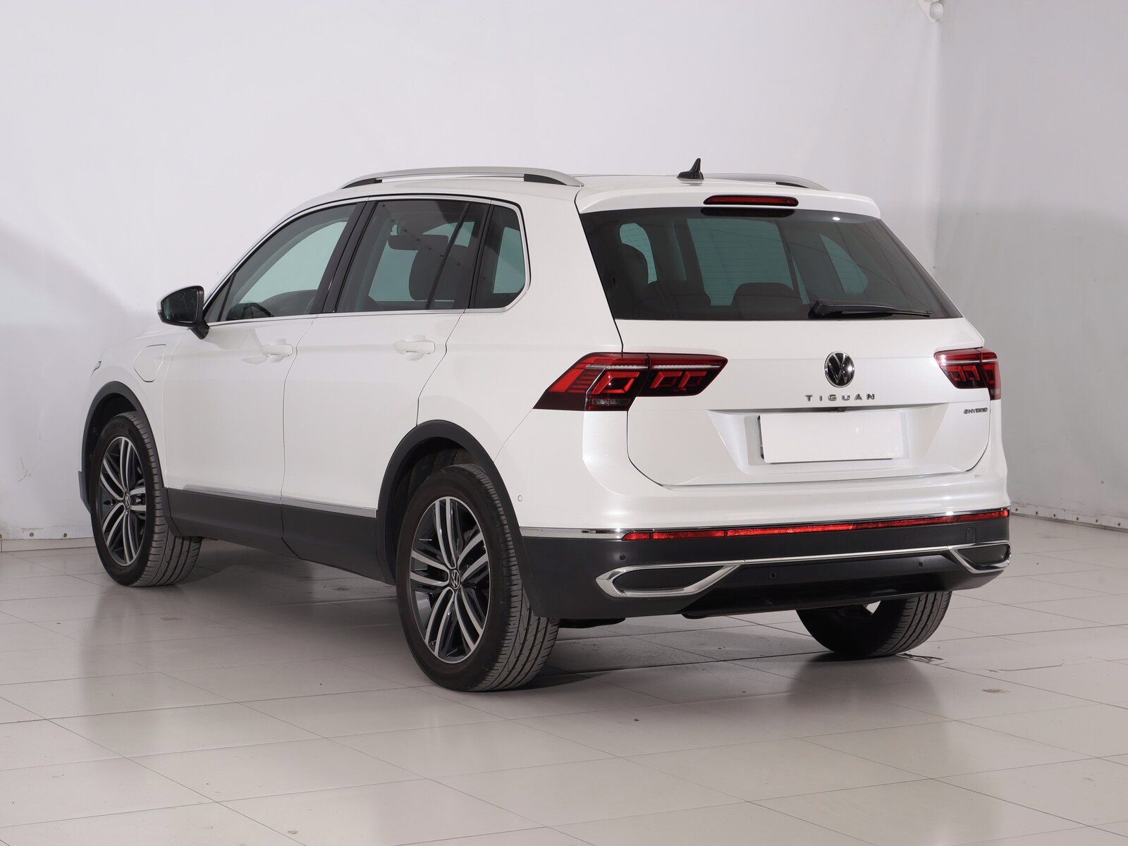 Volkswagen Tiguan, 1.4 TSI eHybrid, Záruka - fotka 4