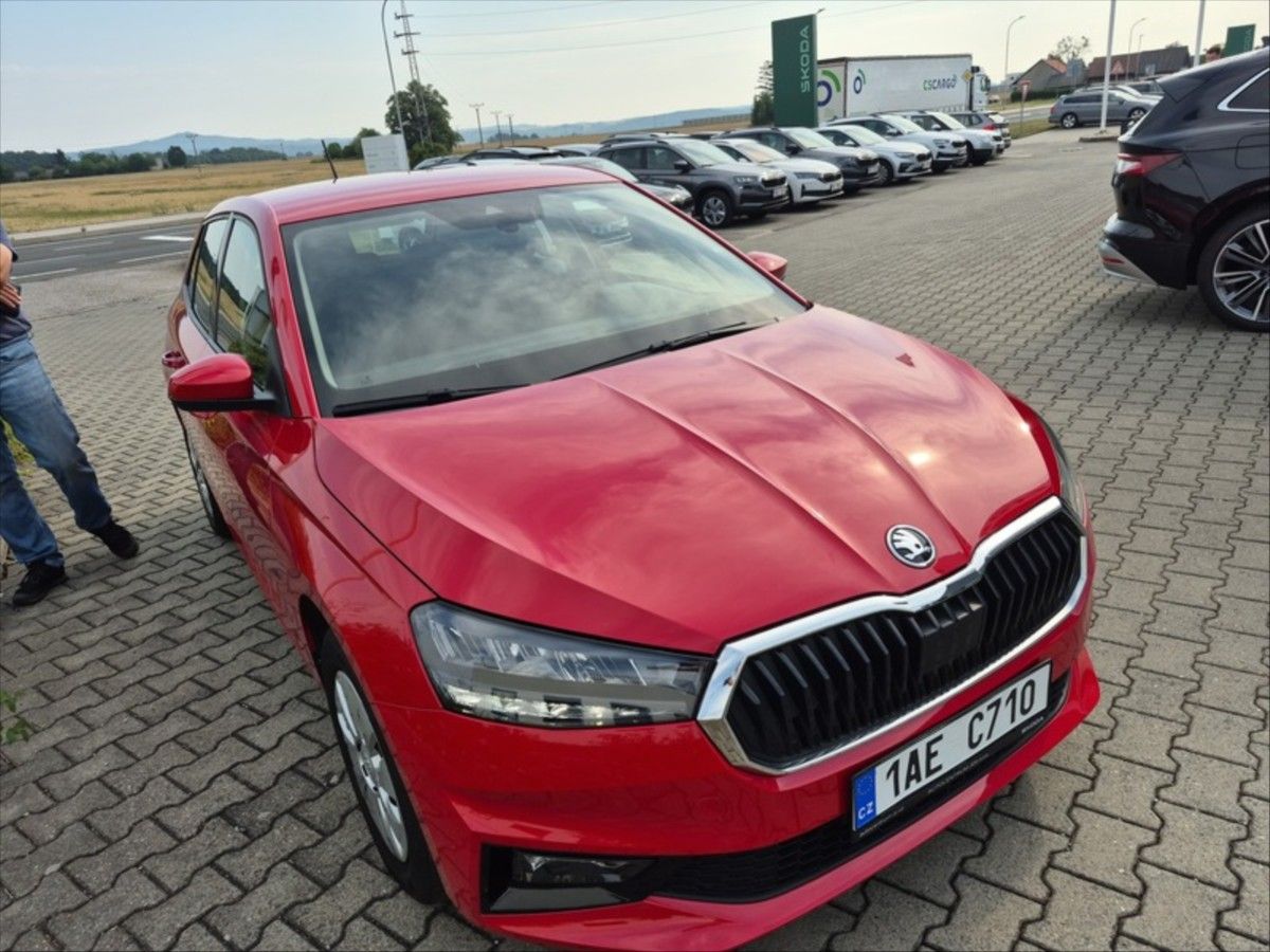Škoda Fabia, 1,0 MPi Selection - fotka 4