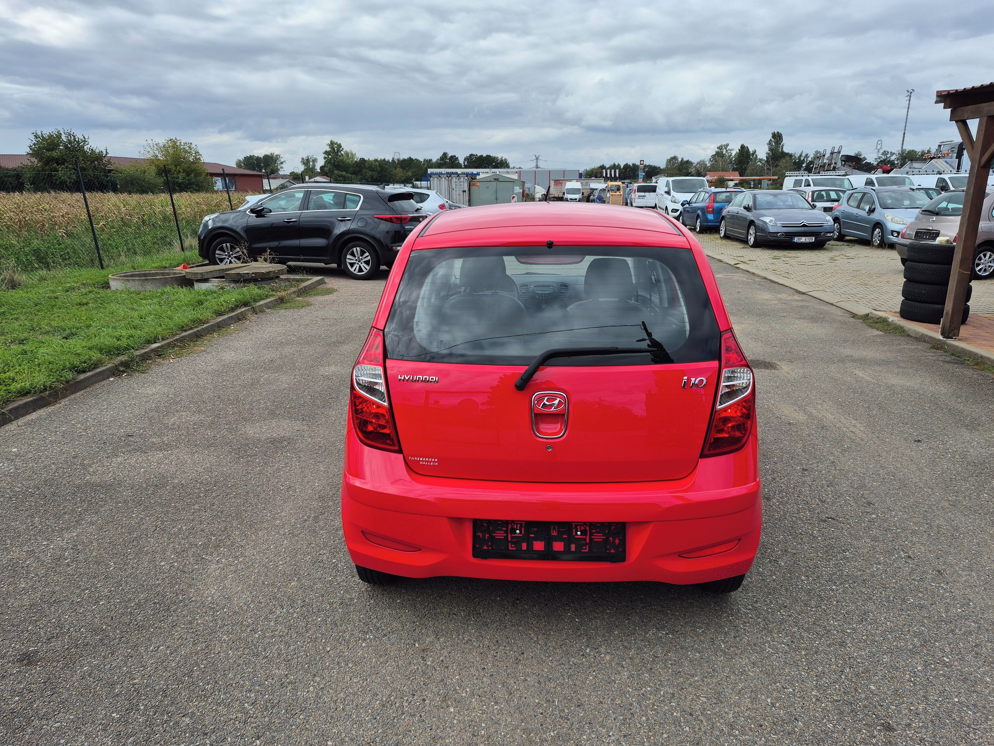 Hyundai i10, 1,1i, 51kW, - fotka 5