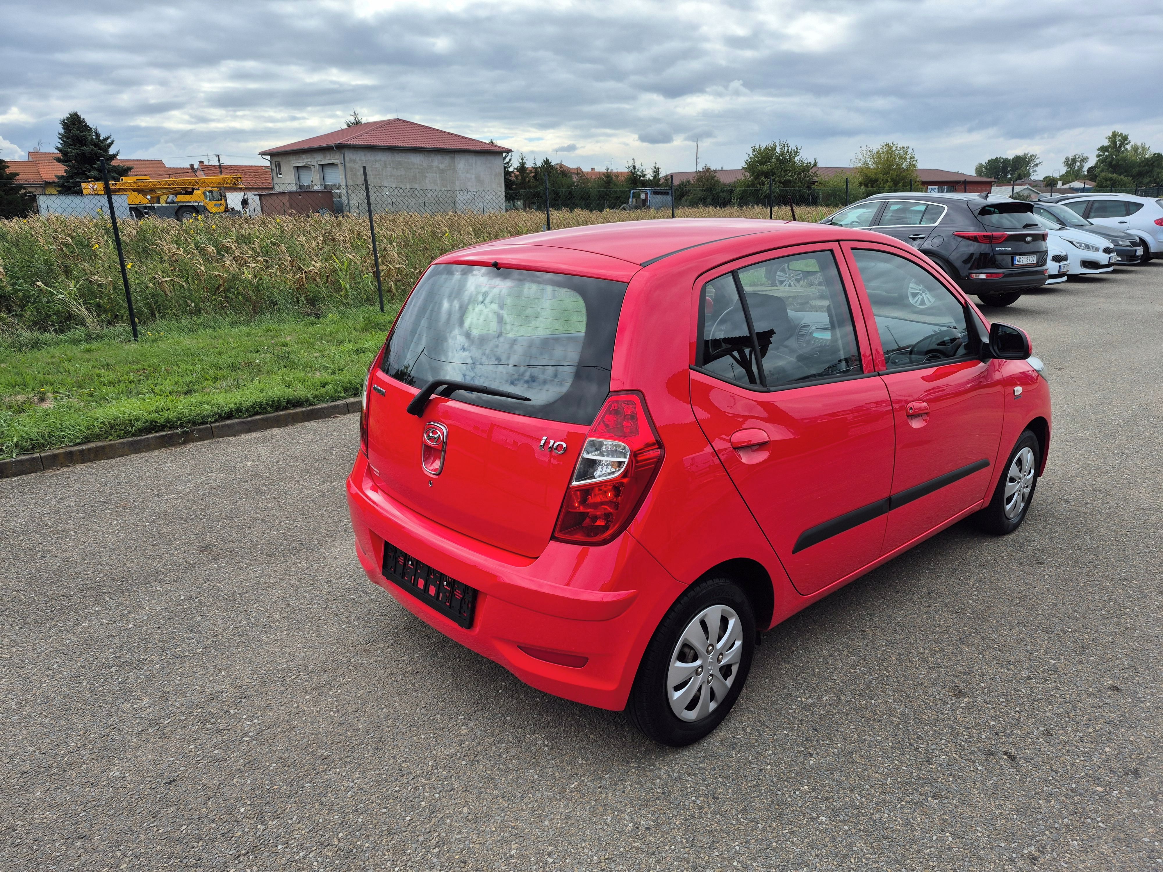Hyundai i10, 1,1i, 51kW, - fotka 4